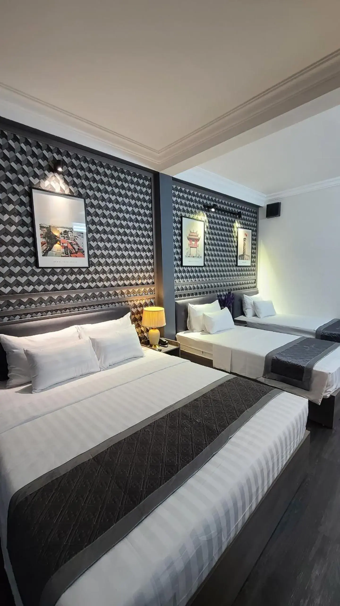 Photo of the whole room, Bed in Hanoi Lucky Hostel Photo of the whole room, Bed in Hanoi Lucky Hostel