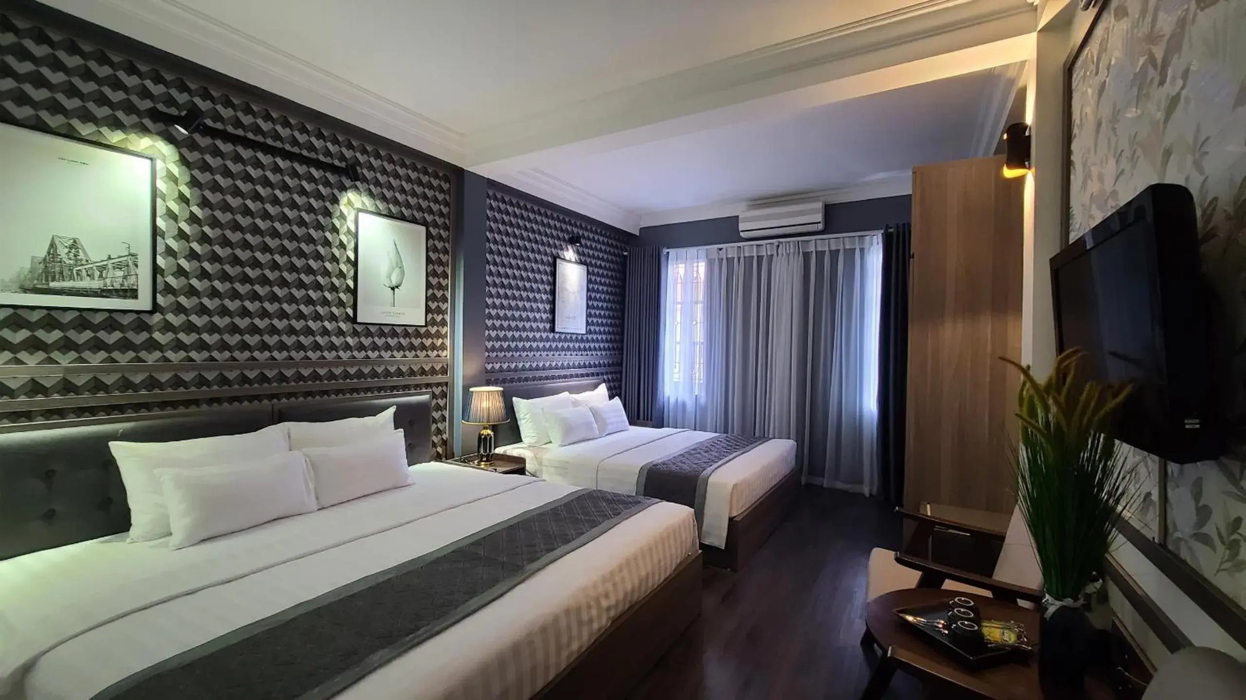 TV and multimedia, Bed in Hanoi Lucky Hostel TV and multimedia, Bed in Hanoi Lucky Hostel