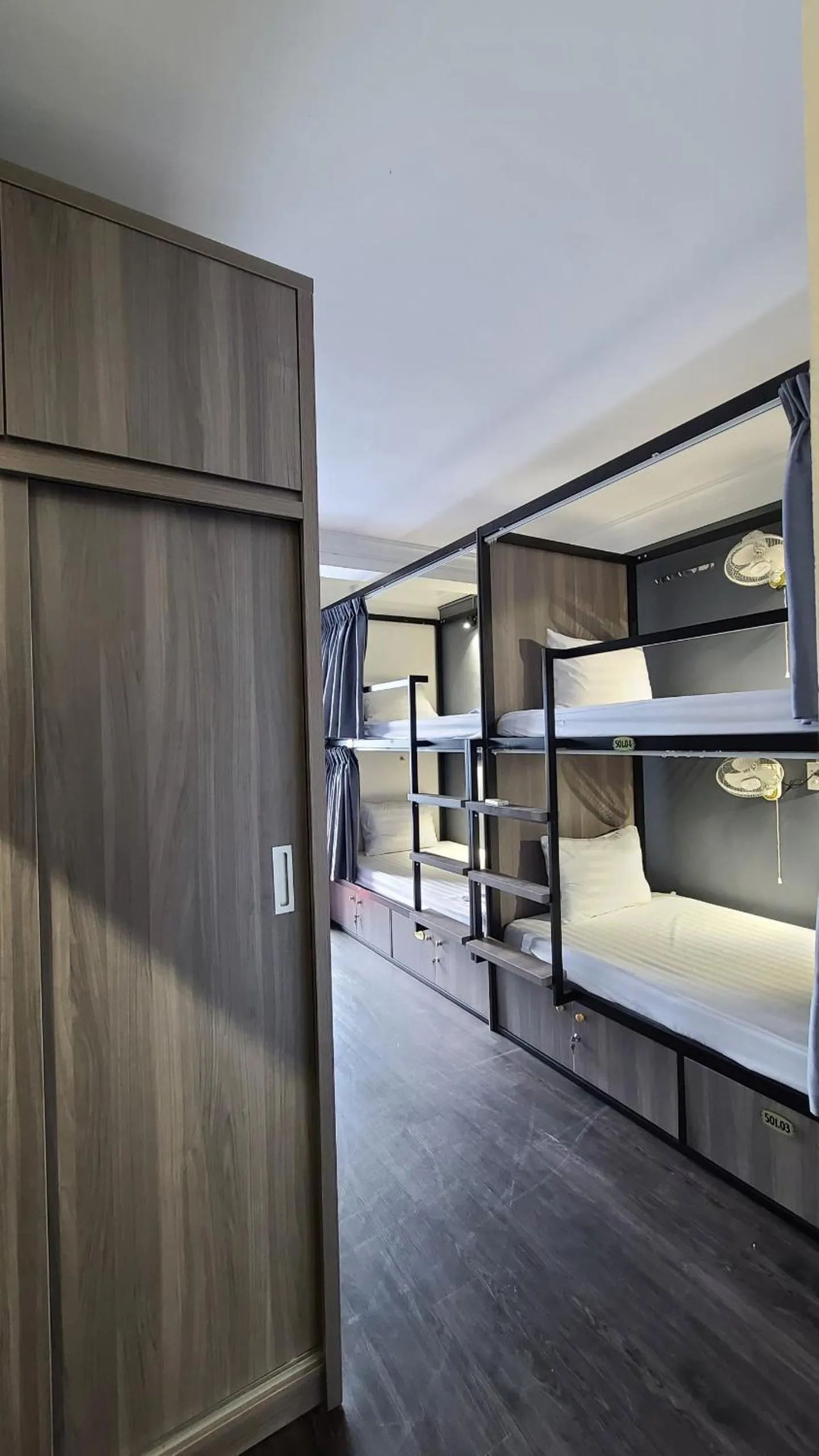 Bed in Hanoi Lucky Hostel