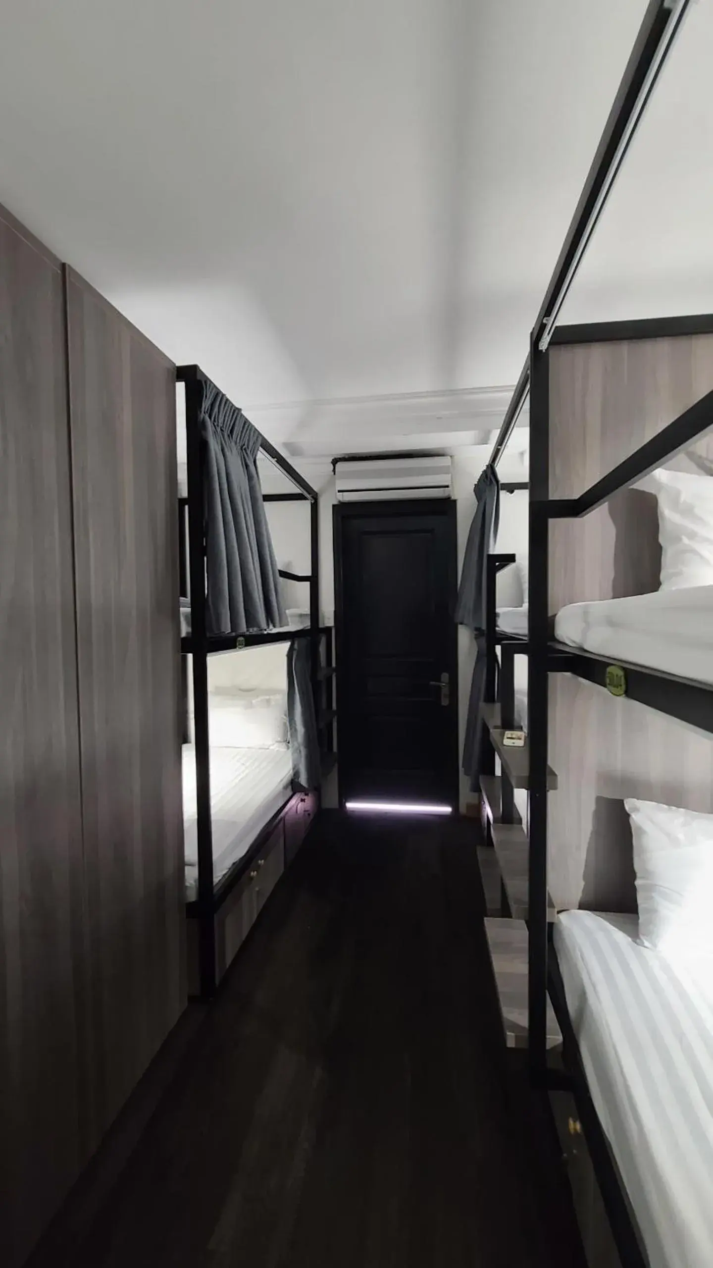 Bed in Hanoi Lucky Hostel Bed in Hanoi Lucky Hostel