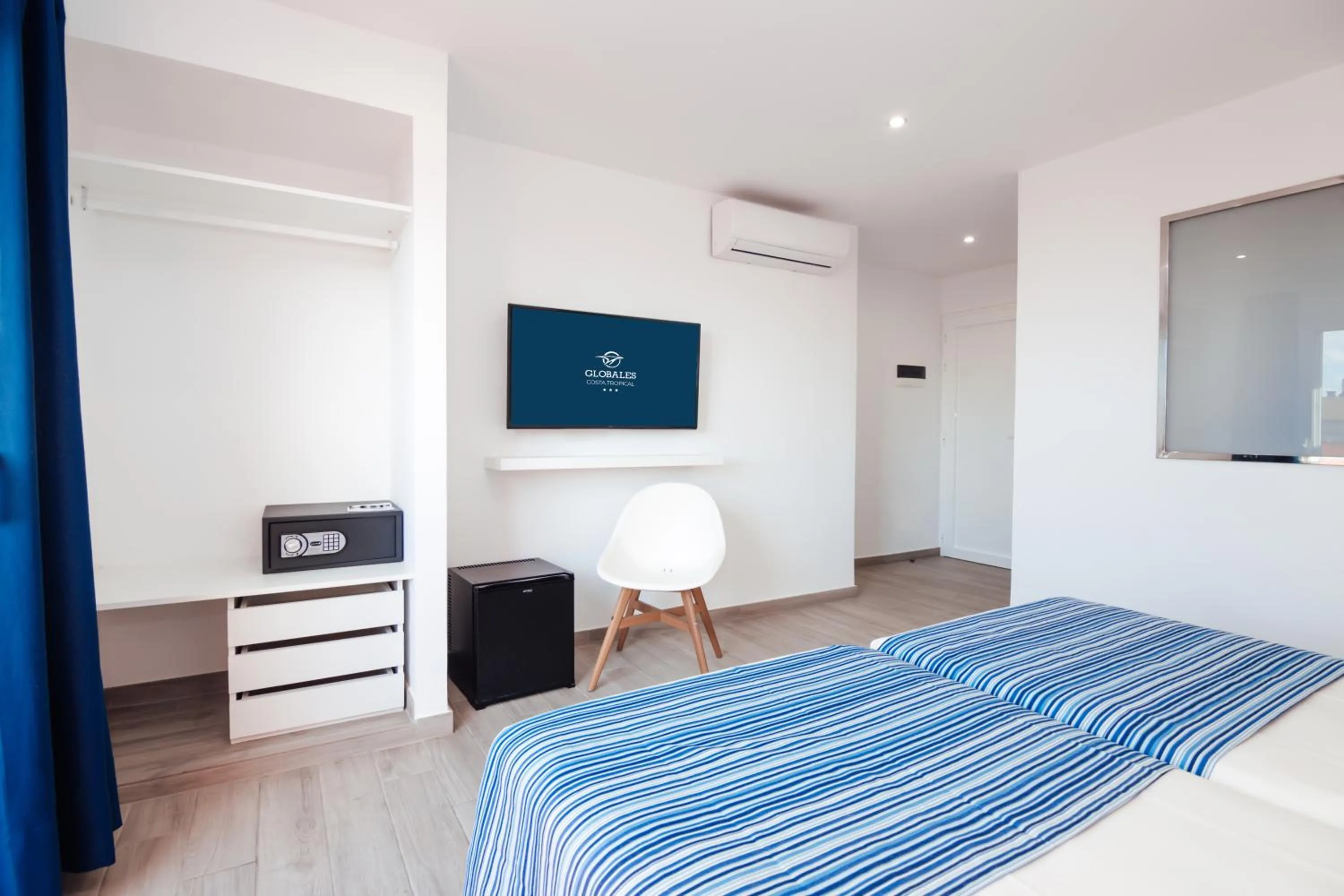 Bedroom, Bed in Globales Costa Tropical