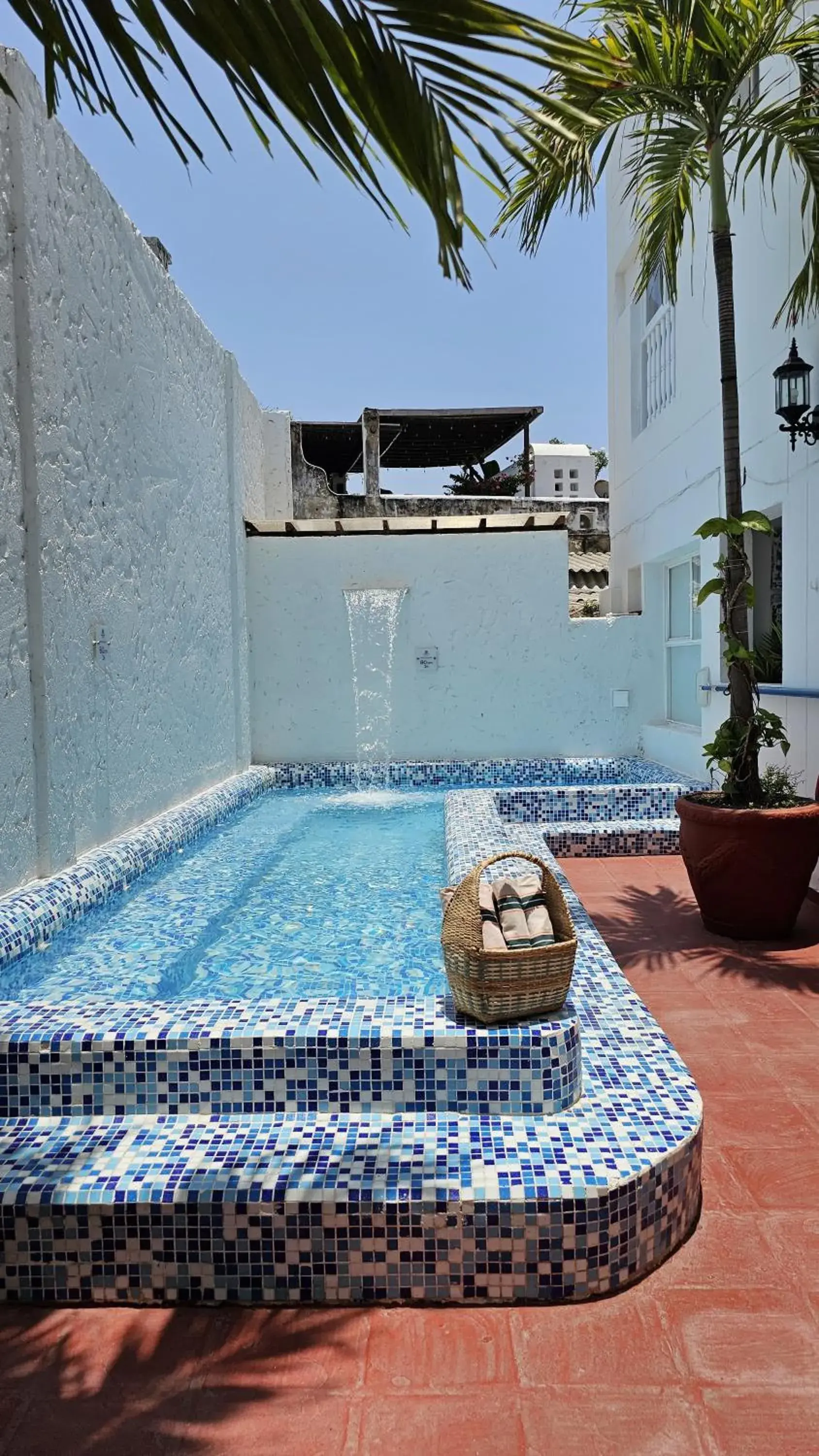 Swimming pool in Hotel Kartaxa Swimming pool in Hotel Kartaxa