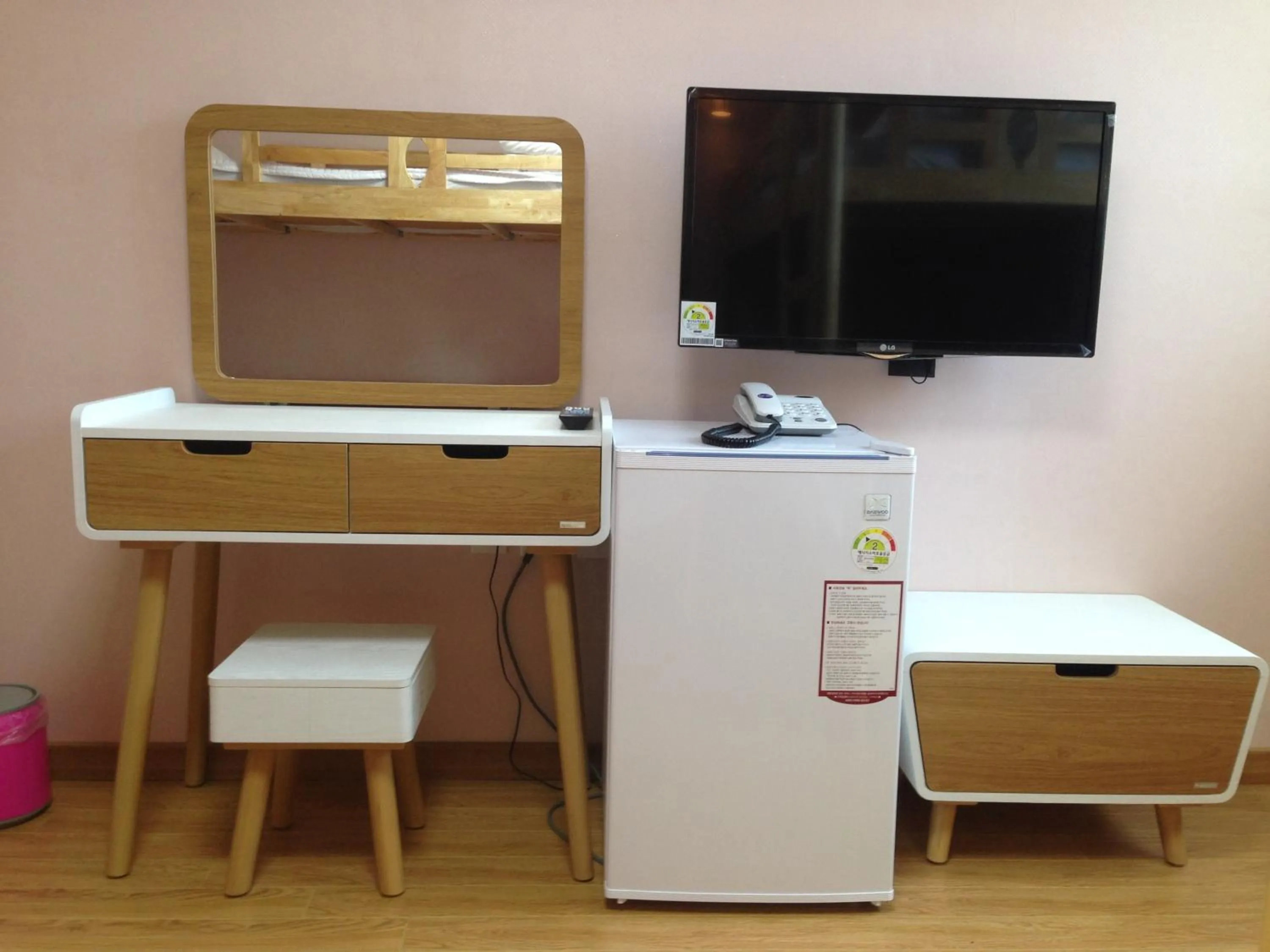 Decorative detail in Jeju R Hotel & Guesthouse