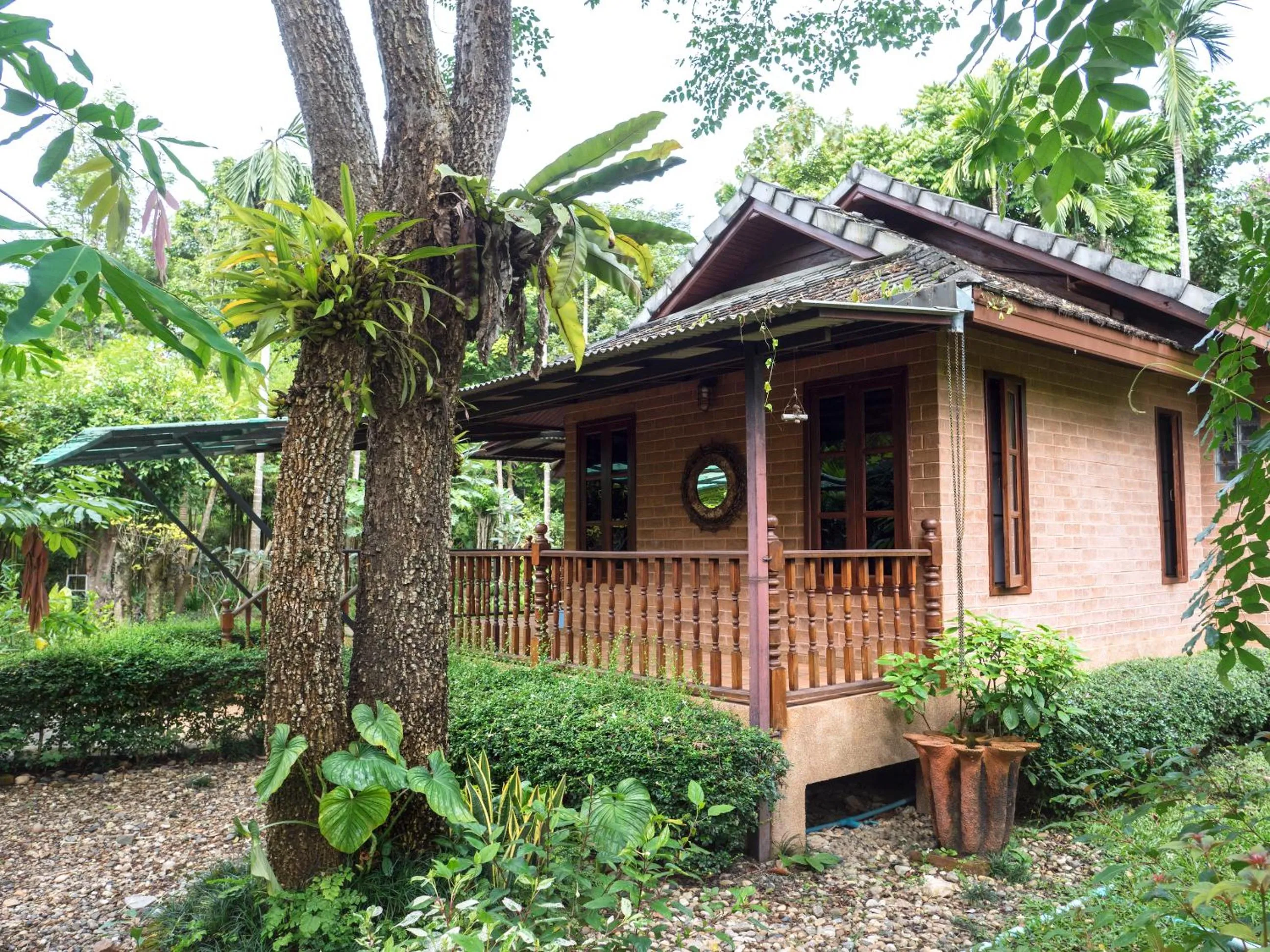 Patio in Mae Nai Gardens