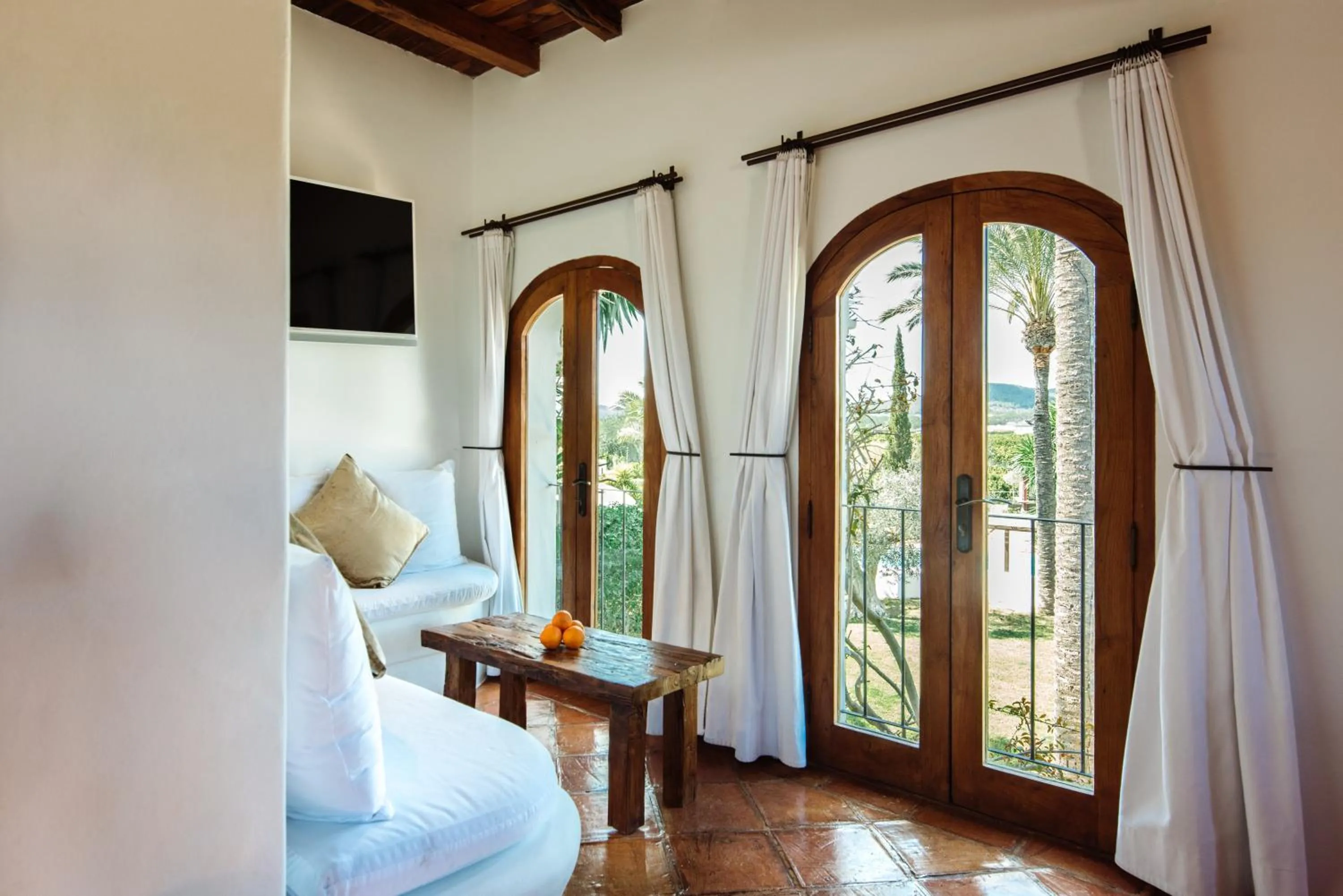 Photo of the whole room, Bed in Agroturismo Atzaró