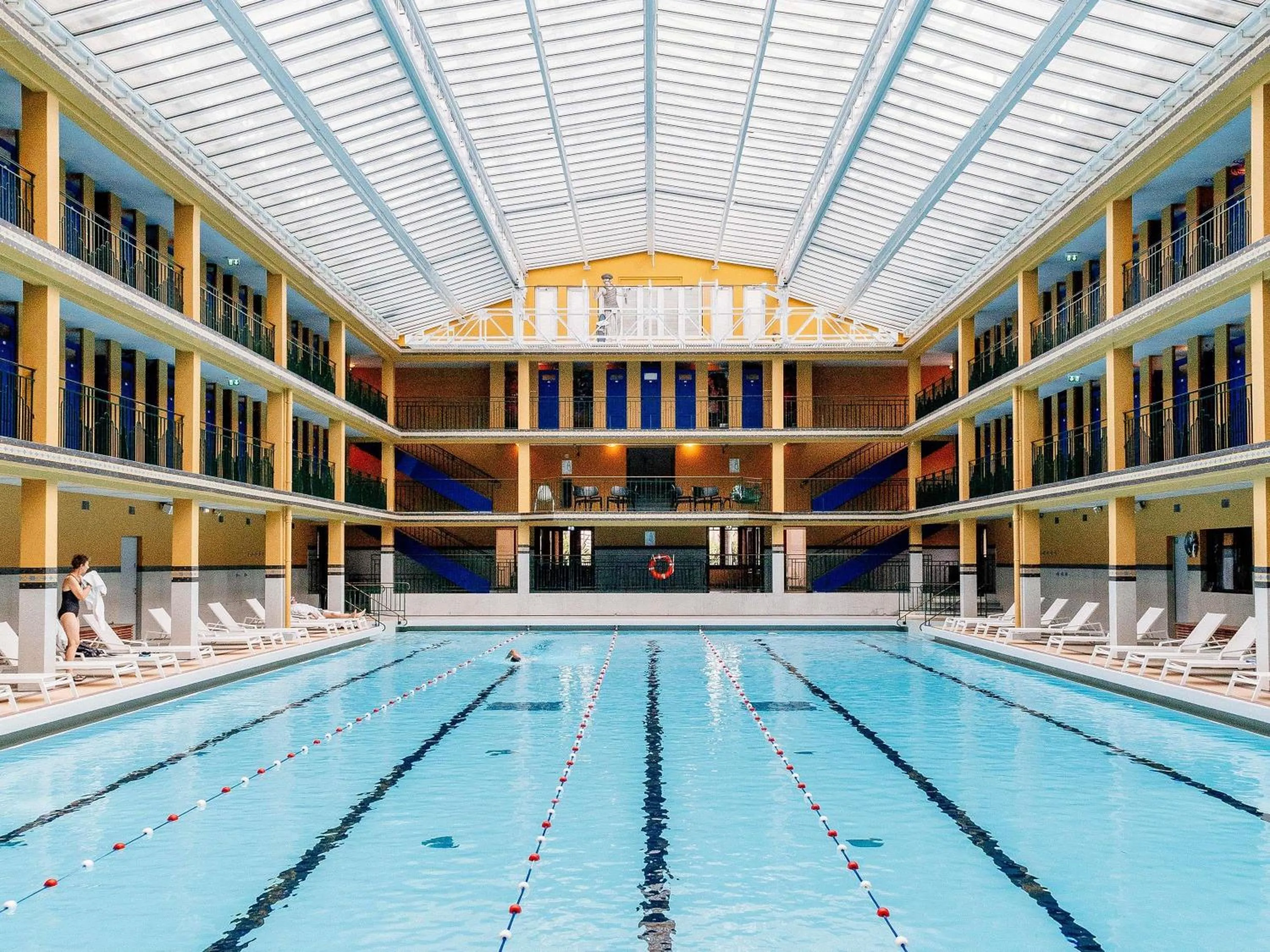 Pool view in Molitor Hotel & Spa Paris - MGallery Collection