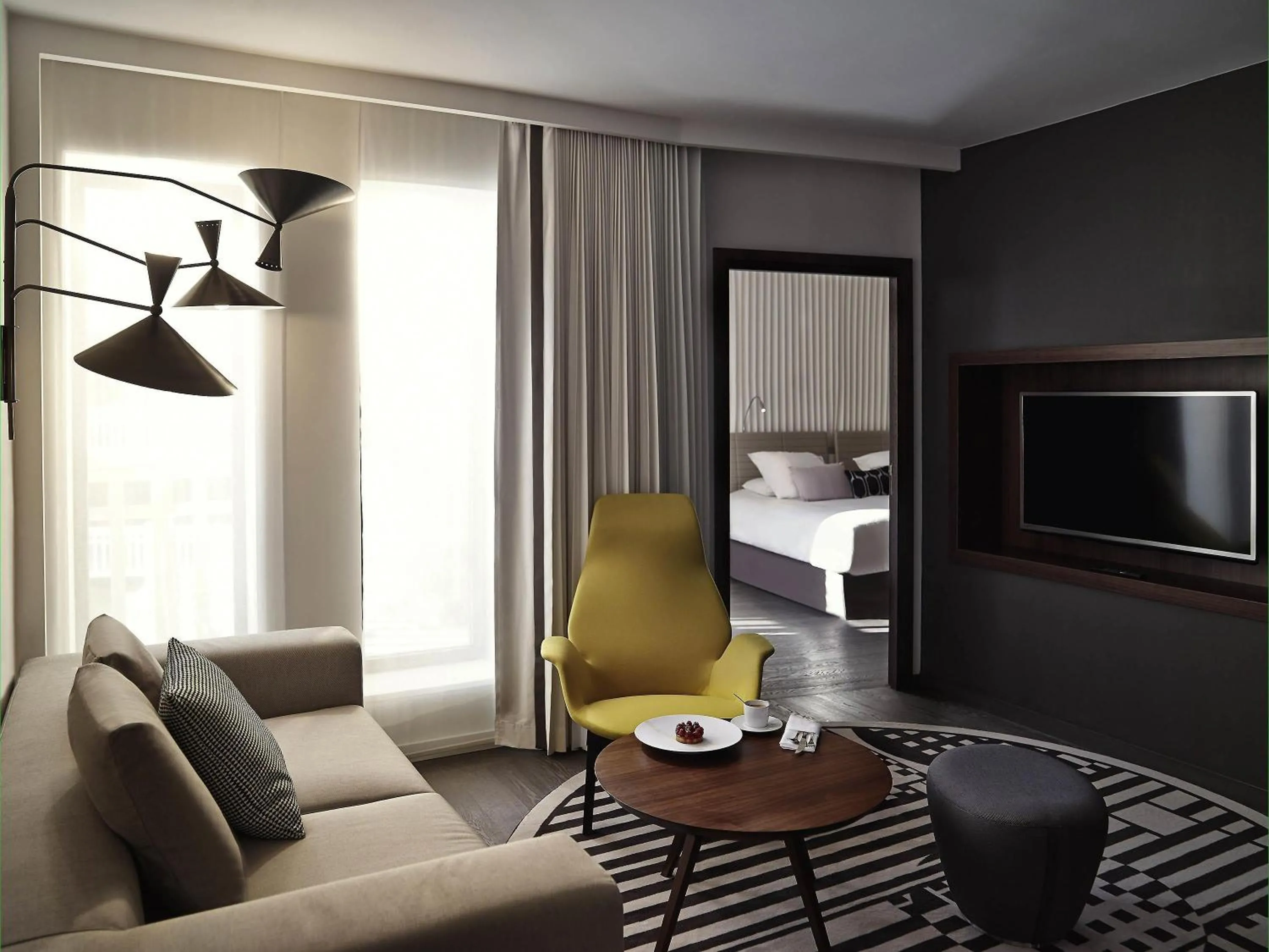 Photo of the whole room, Bed in Molitor Hotel & Spa Paris - MGallery Collection