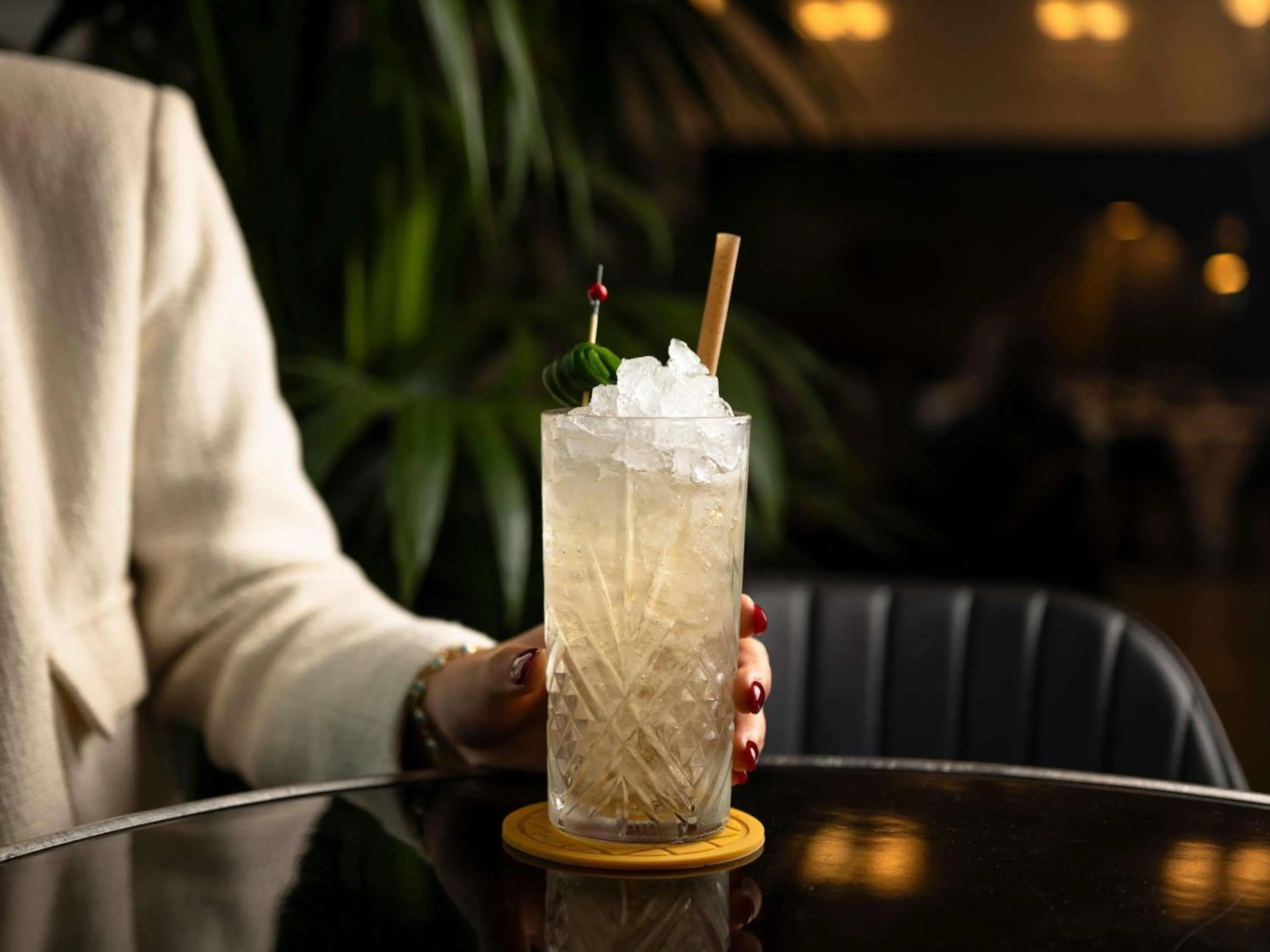 Lounge or bar in Molitor Hotel & Spa Paris - MGallery Collection