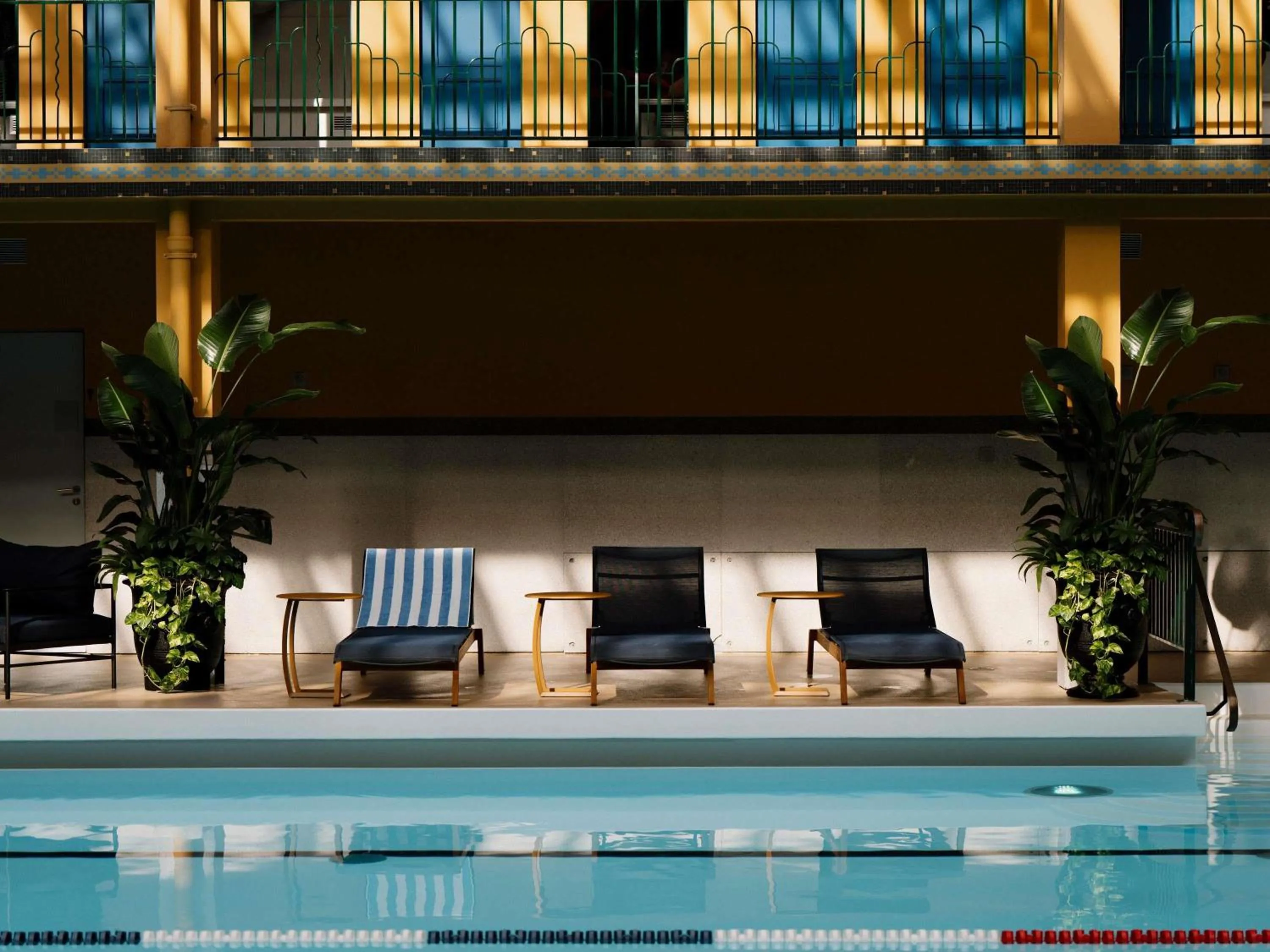 Pool view in Molitor Hotel & Spa Paris - MGallery Collection