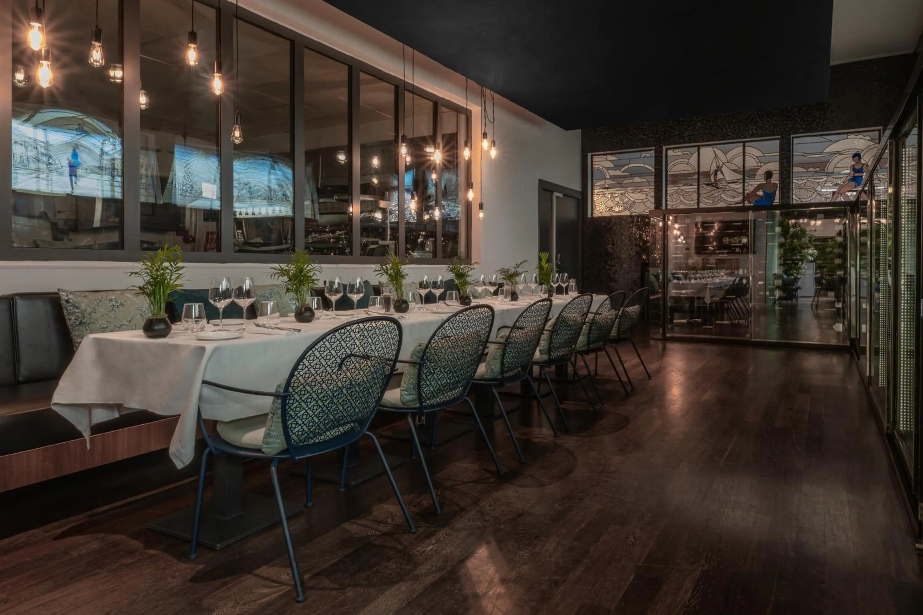 Restaurant/places to eat in Molitor Hotel & Spa Paris - MGallery Collection