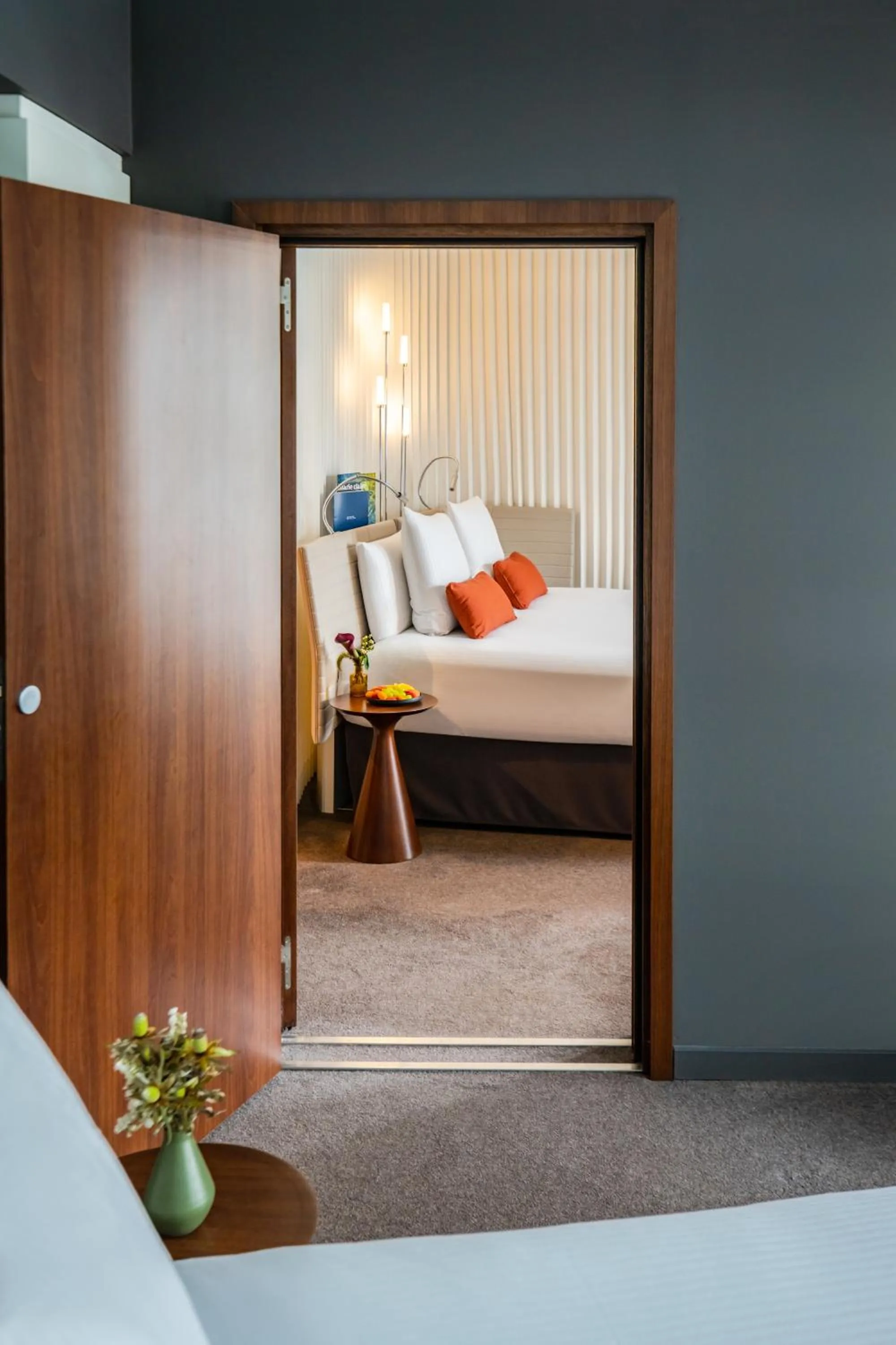 Bedroom, Bed in Molitor Hotel & Spa Paris - MGallery Collection