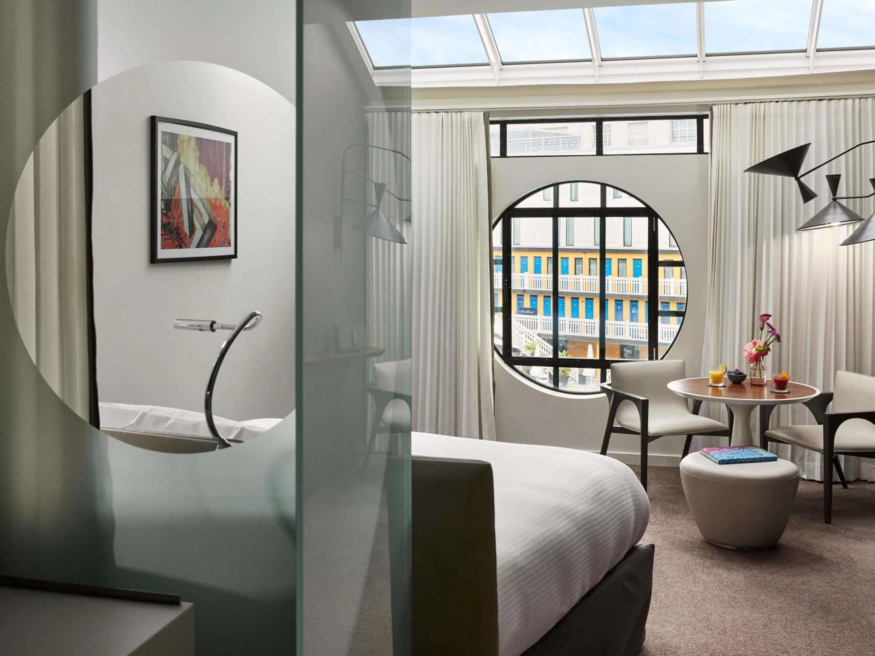 Bedroom, Bed in Molitor Hotel & Spa Paris - MGallery Collection