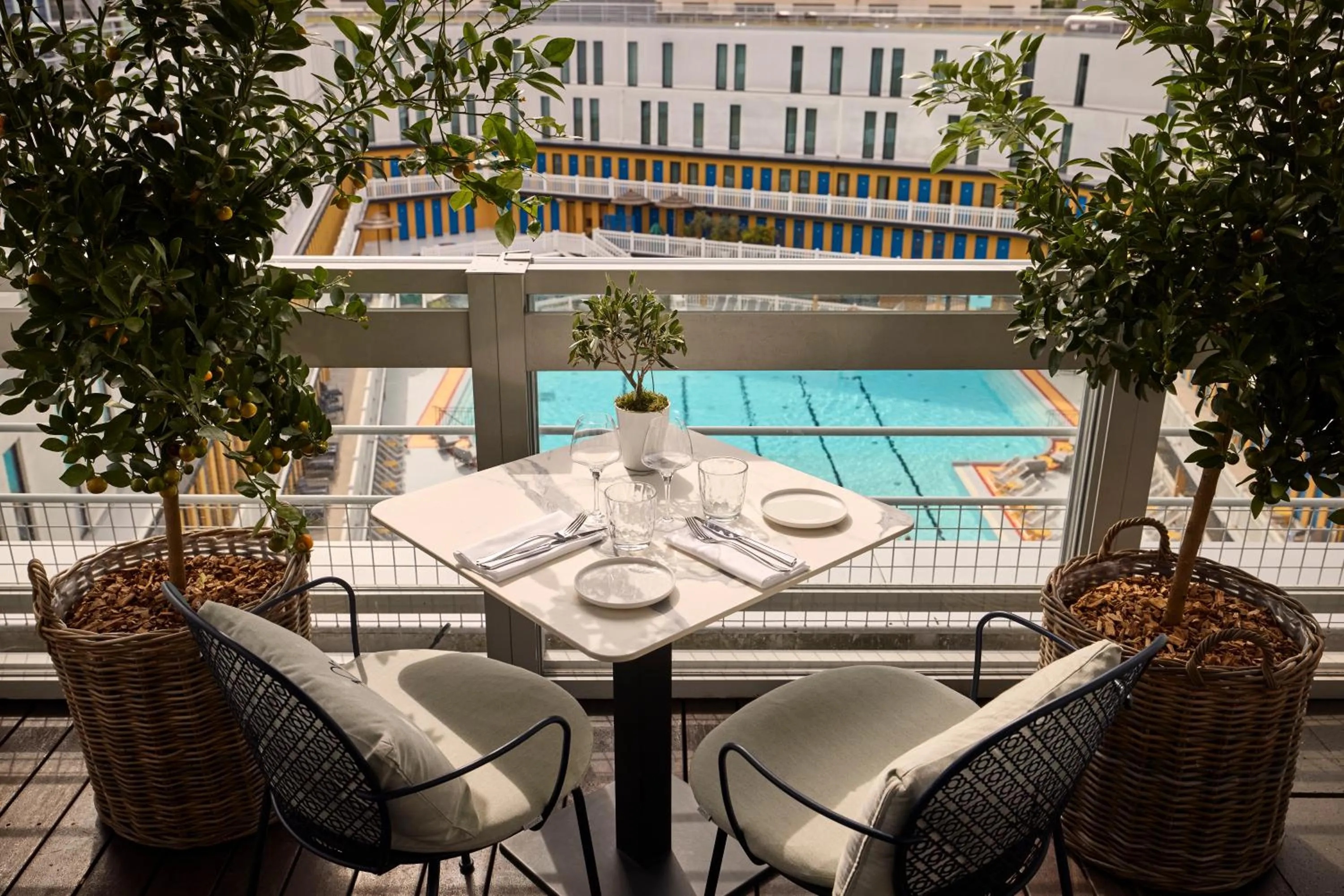 Restaurant/places to eat in Molitor Hotel & Spa Paris - MGallery Collection