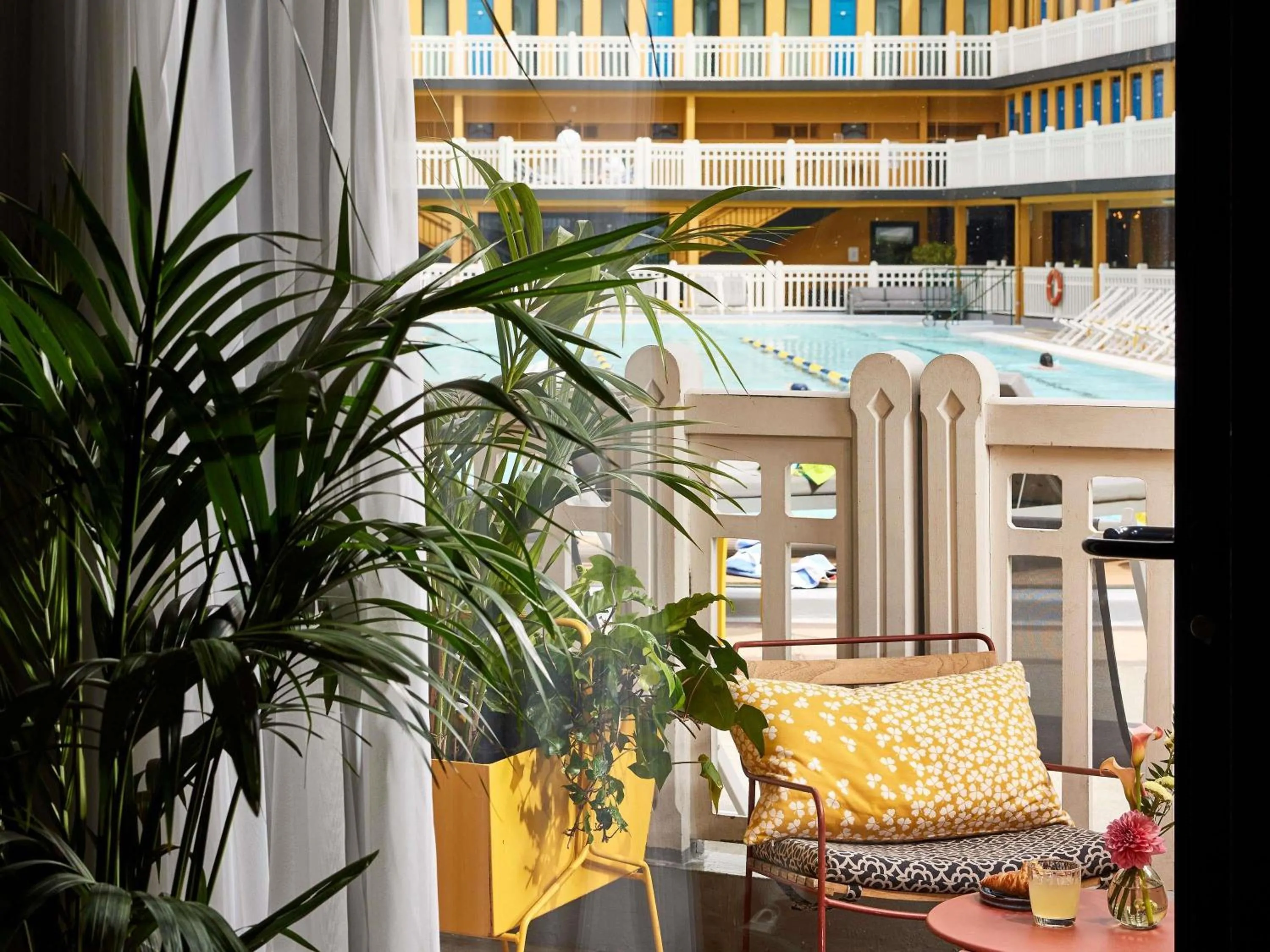 Meeting/conference room in Molitor Hotel & Spa Paris - MGallery Collection