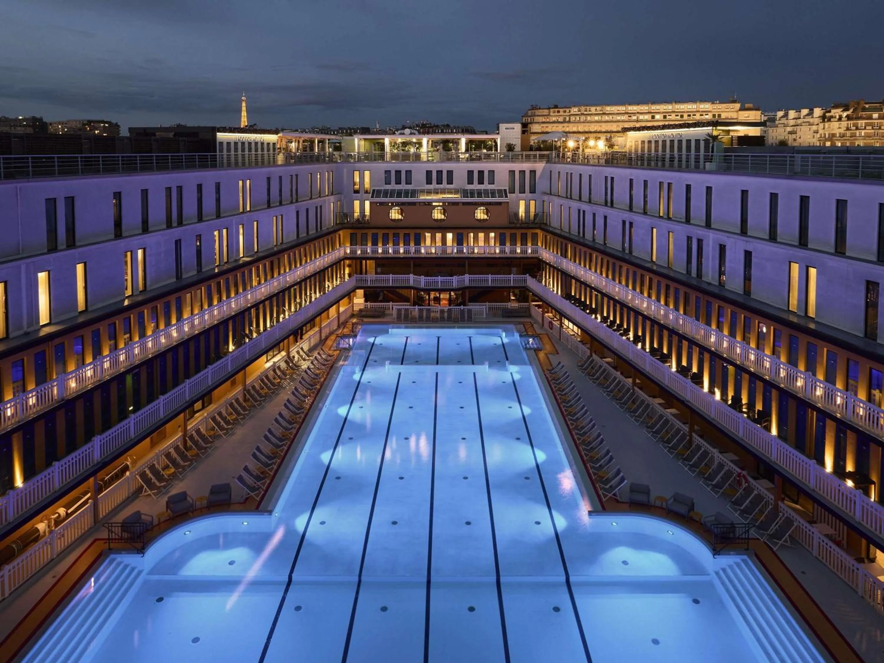 Pool view in Molitor Hotel & Spa Paris - MGallery Collection