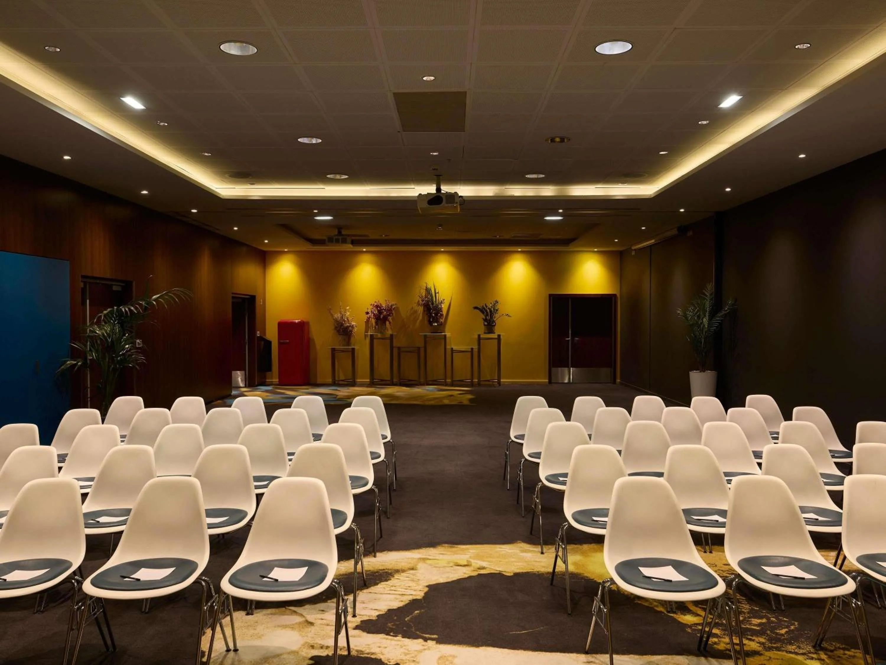 Meeting/conference room in Molitor Hotel & Spa Paris - MGallery Collection