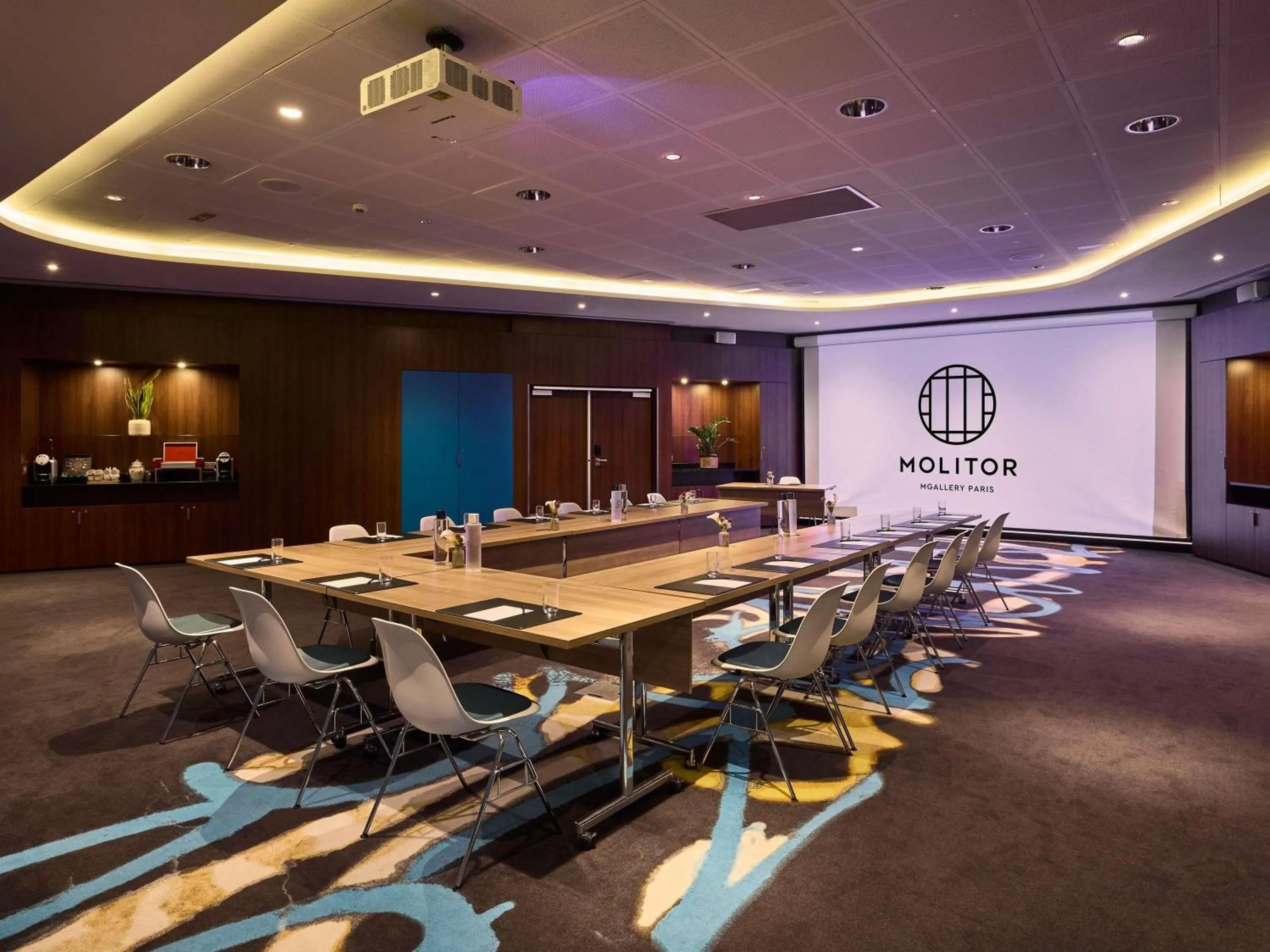 Meeting/conference room in Molitor Hotel & Spa Paris - MGallery Collection