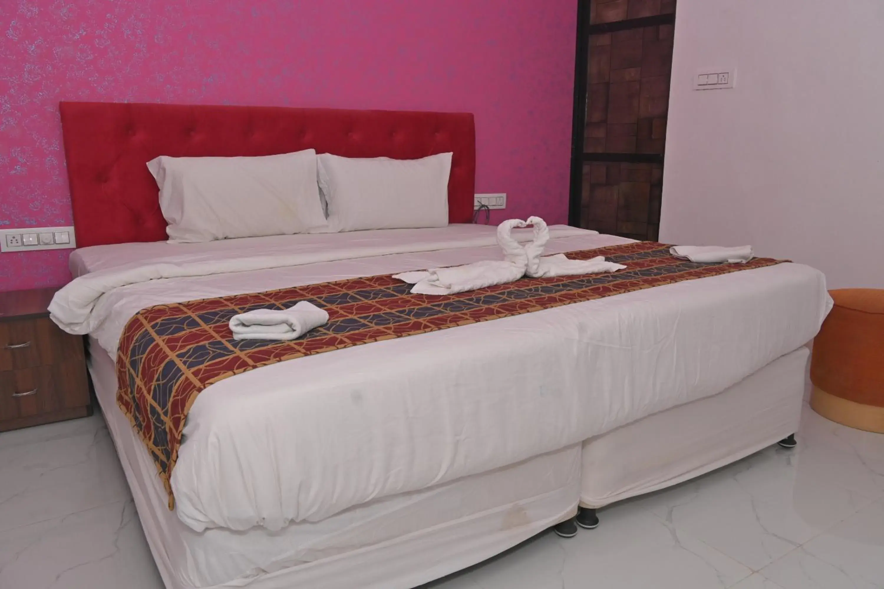 Deluxe Double Room in Hotel Apni Haveli Deluxe Double Room in Hotel Apni Haveli