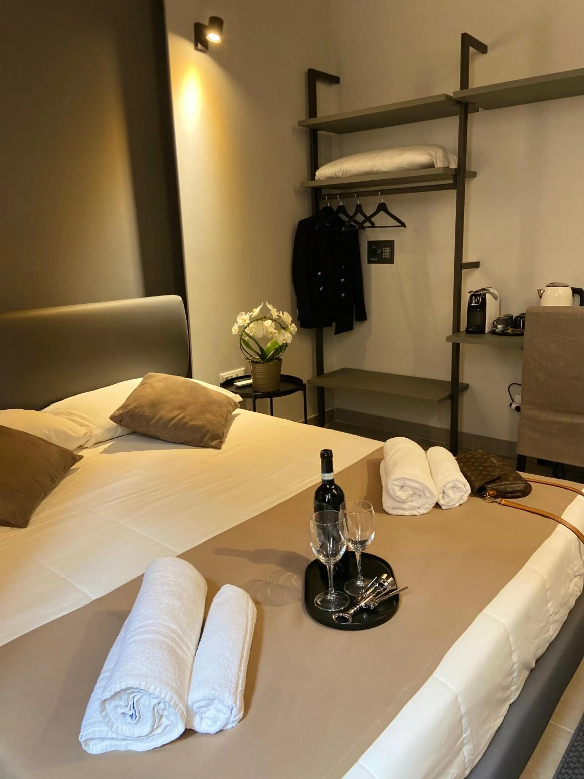 Bed in Soha Piazza Di Spagna Boutique