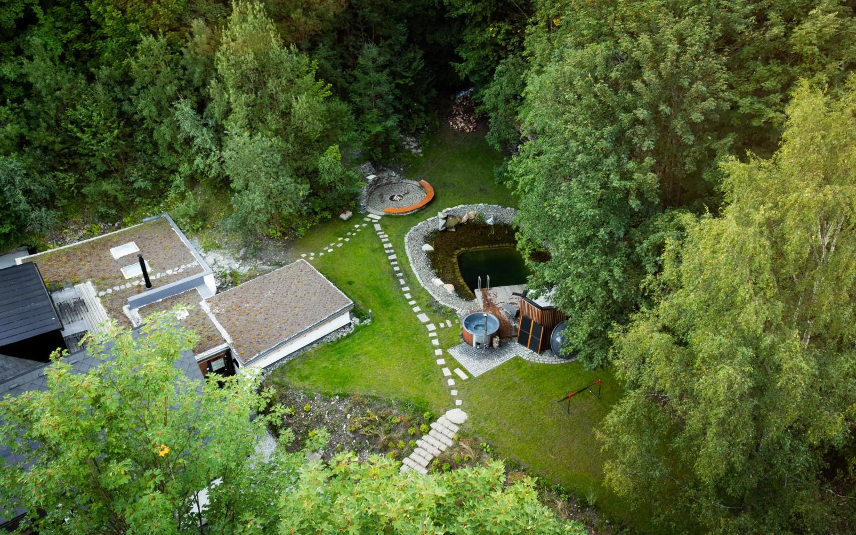 Property building in Apartmány NONE