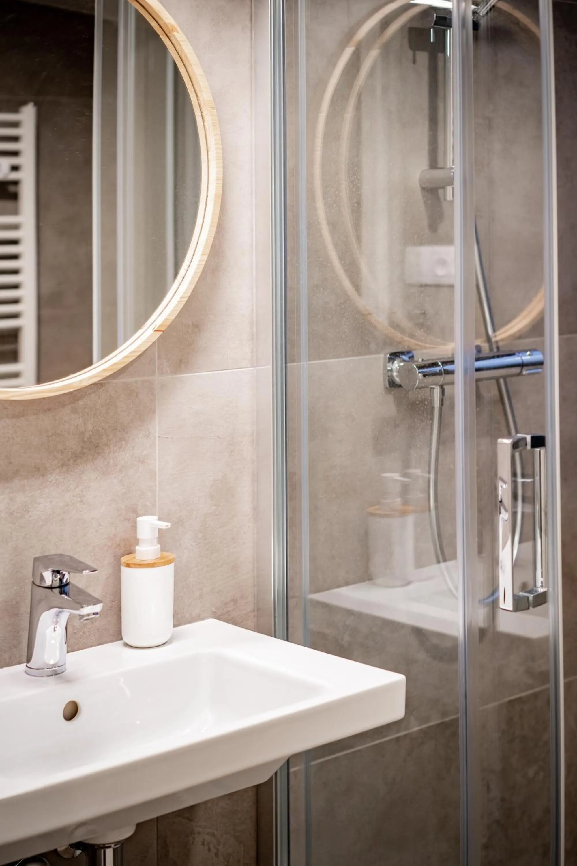 Shower in Apartmány NONE