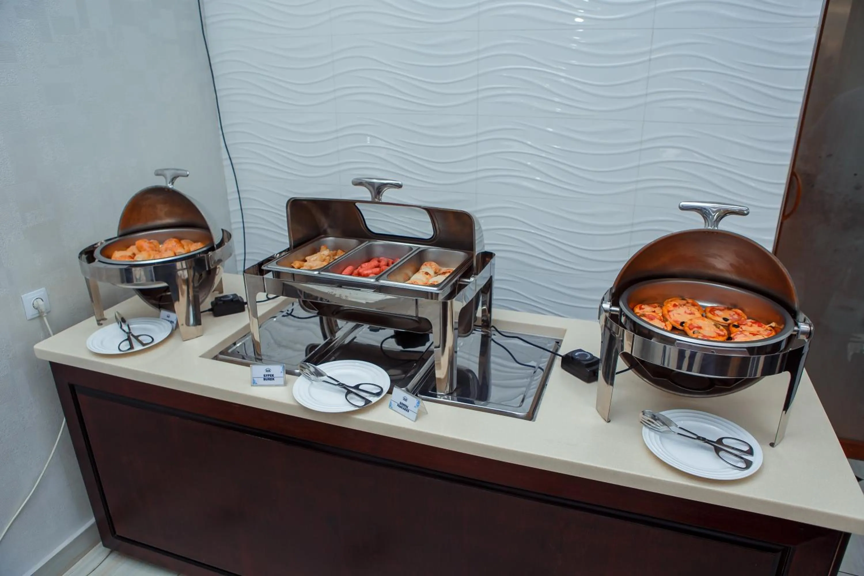 Kitchen or kitchenette in Ada Hotel