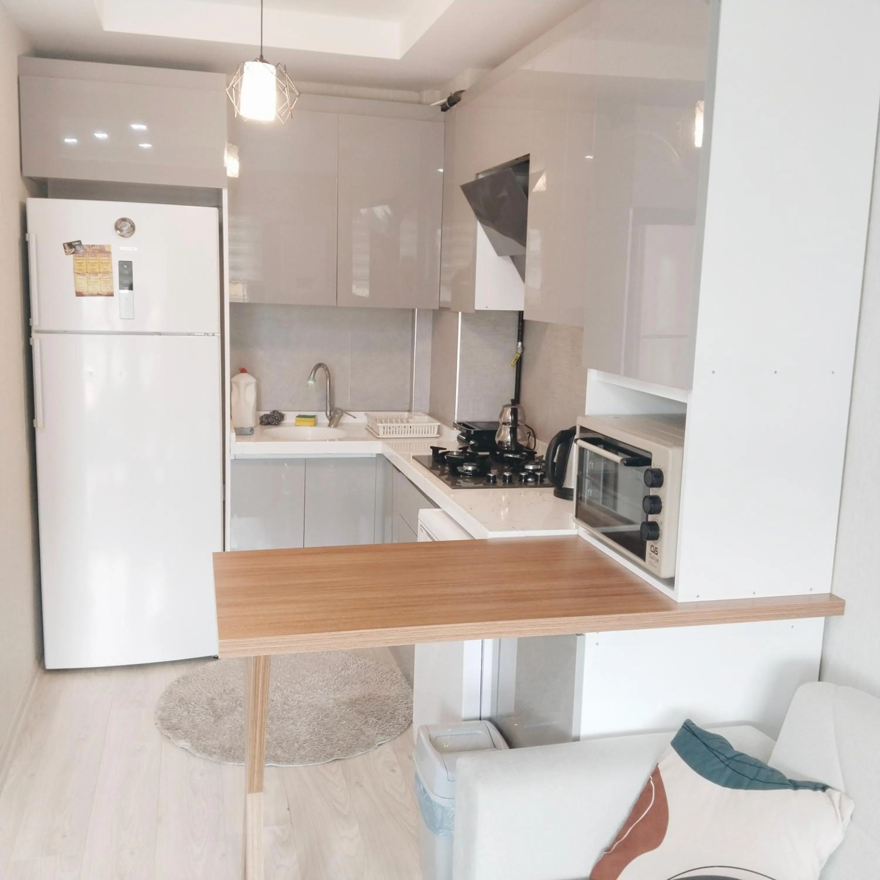 Kitchen or kitchenette in Ankara Esenboğa Airport Comfort Suites