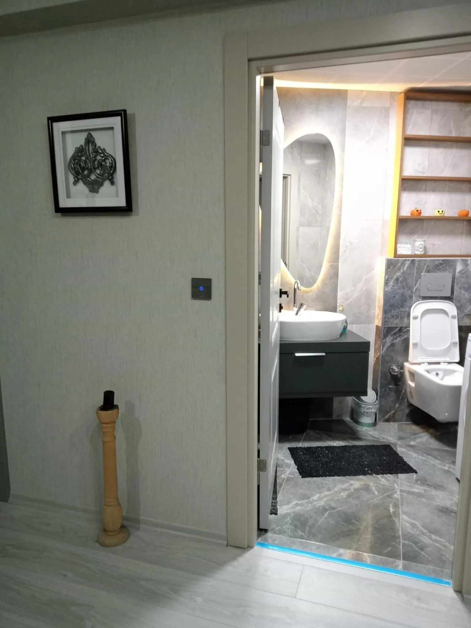 Toilet, Bed in Ankara Esenboğa Airport Comfort Suites