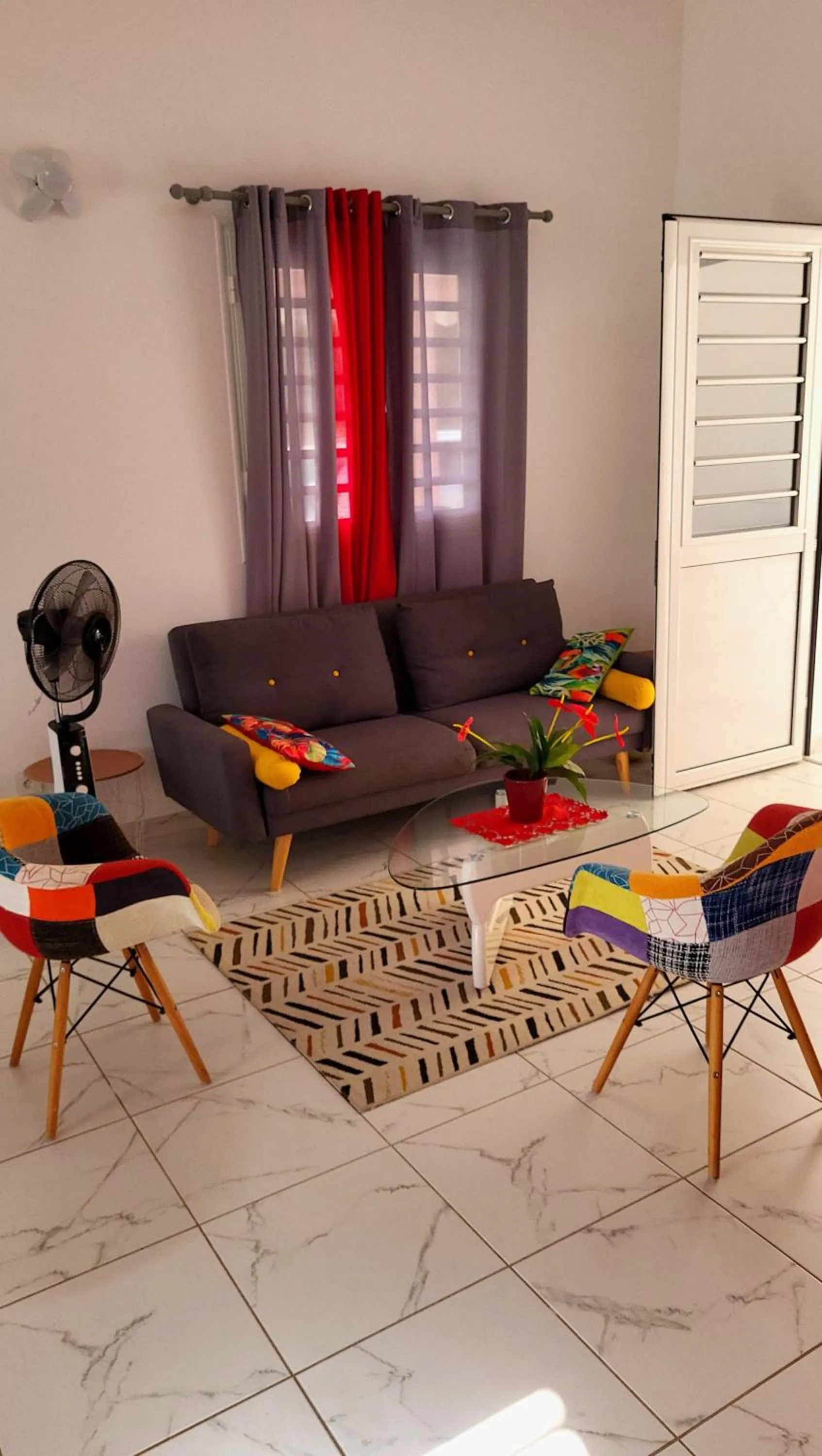 Living room in Maison Indép, Spa, Mer, Jardin, Bien-être