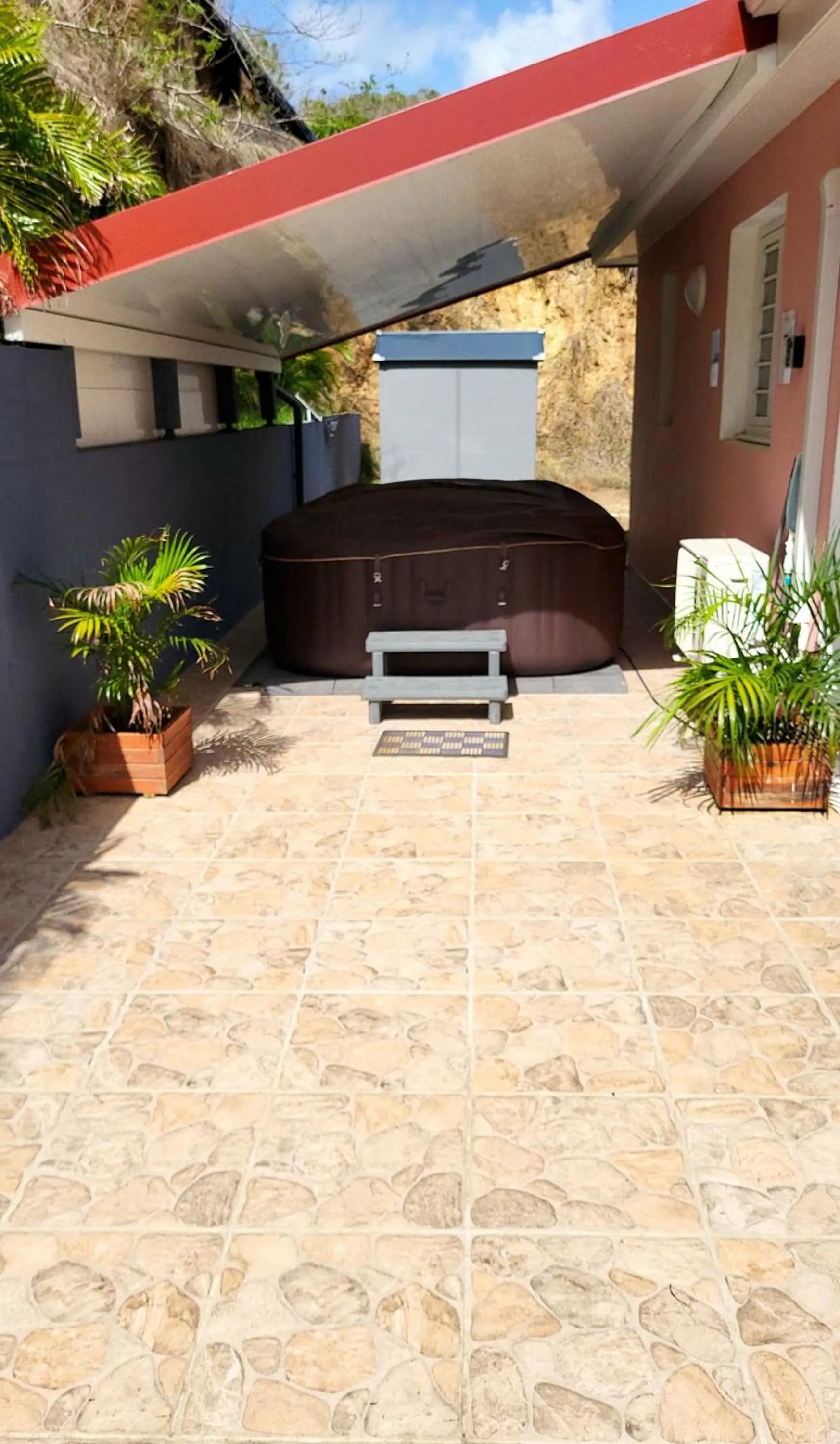 Patio in Maison Indép, Spa, Mer, Jardin, Bien-être