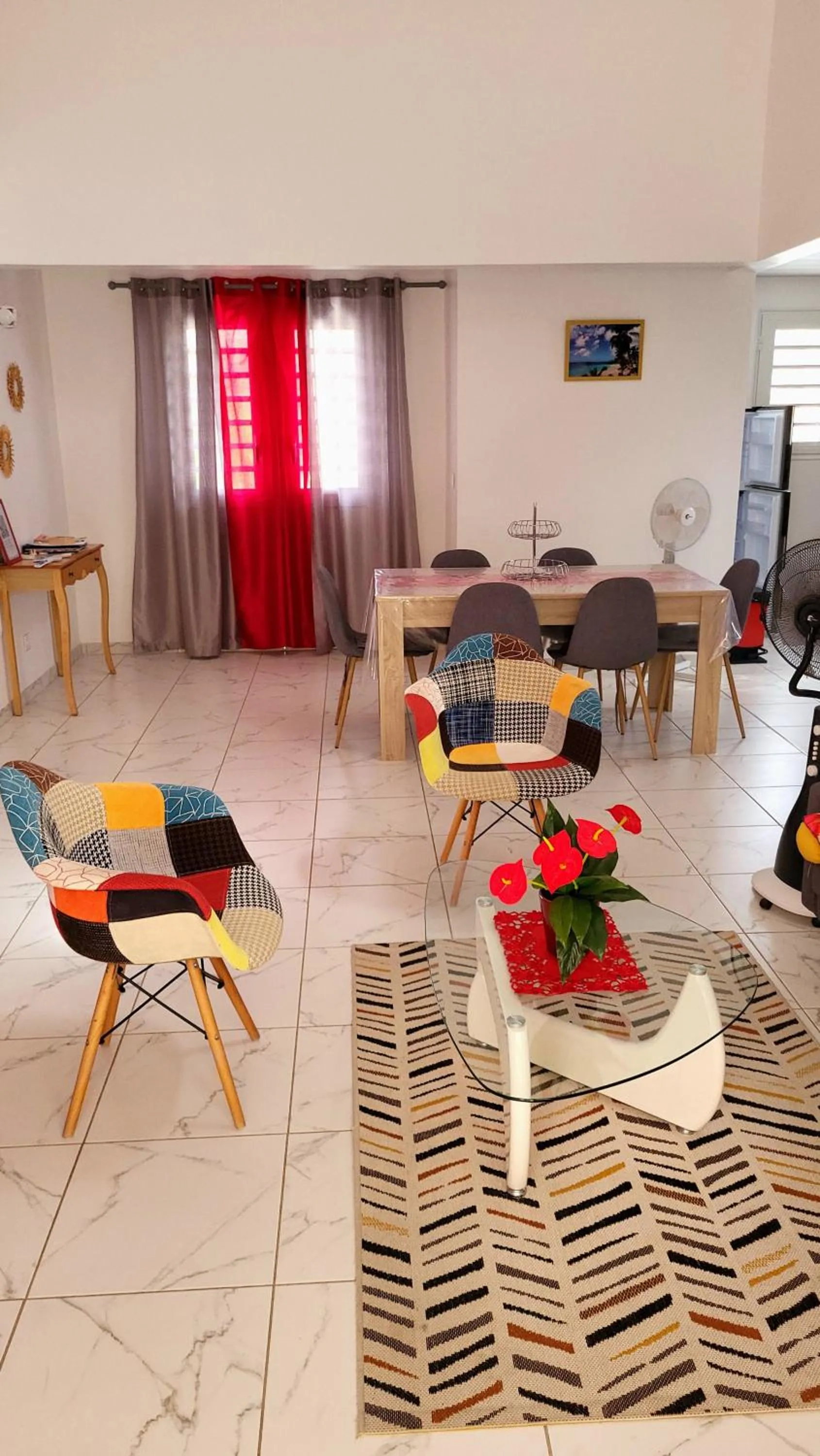 Living room in Maison Indép, Spa, Mer, Jardin, Bien-être