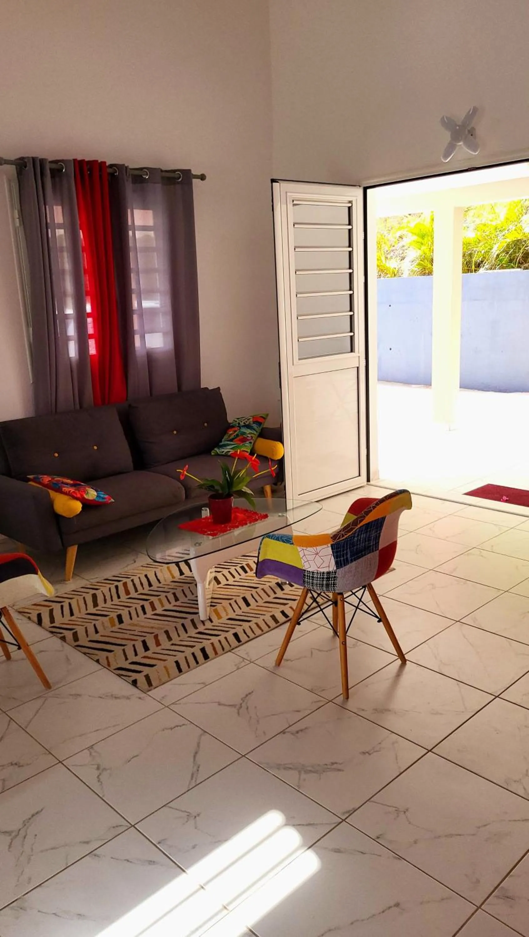 Living room in Maison Indép, Spa, Mer, Jardin, Bien-être