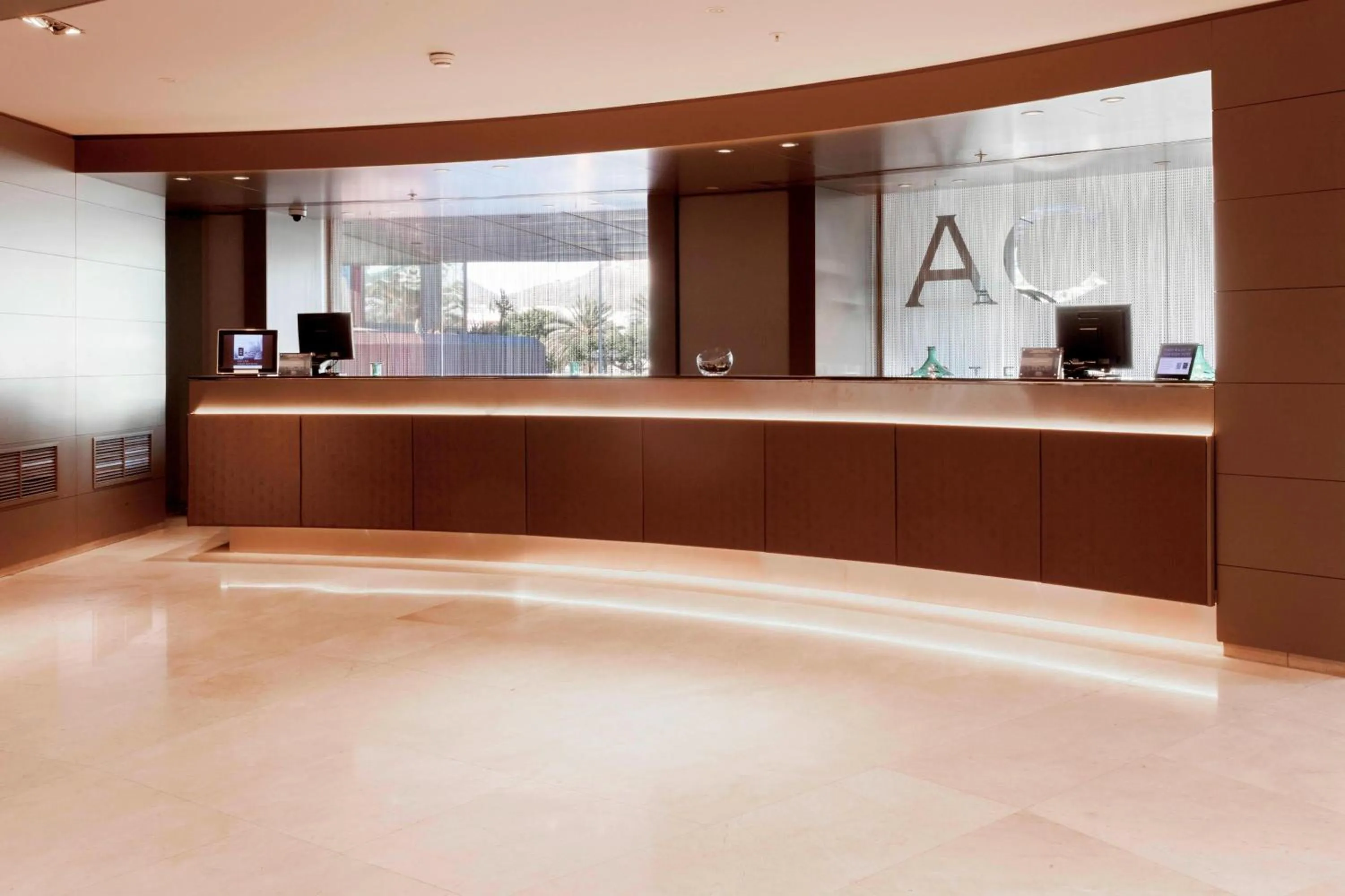 Lobby or reception in AC Hotel Gran Canaria by Marriott