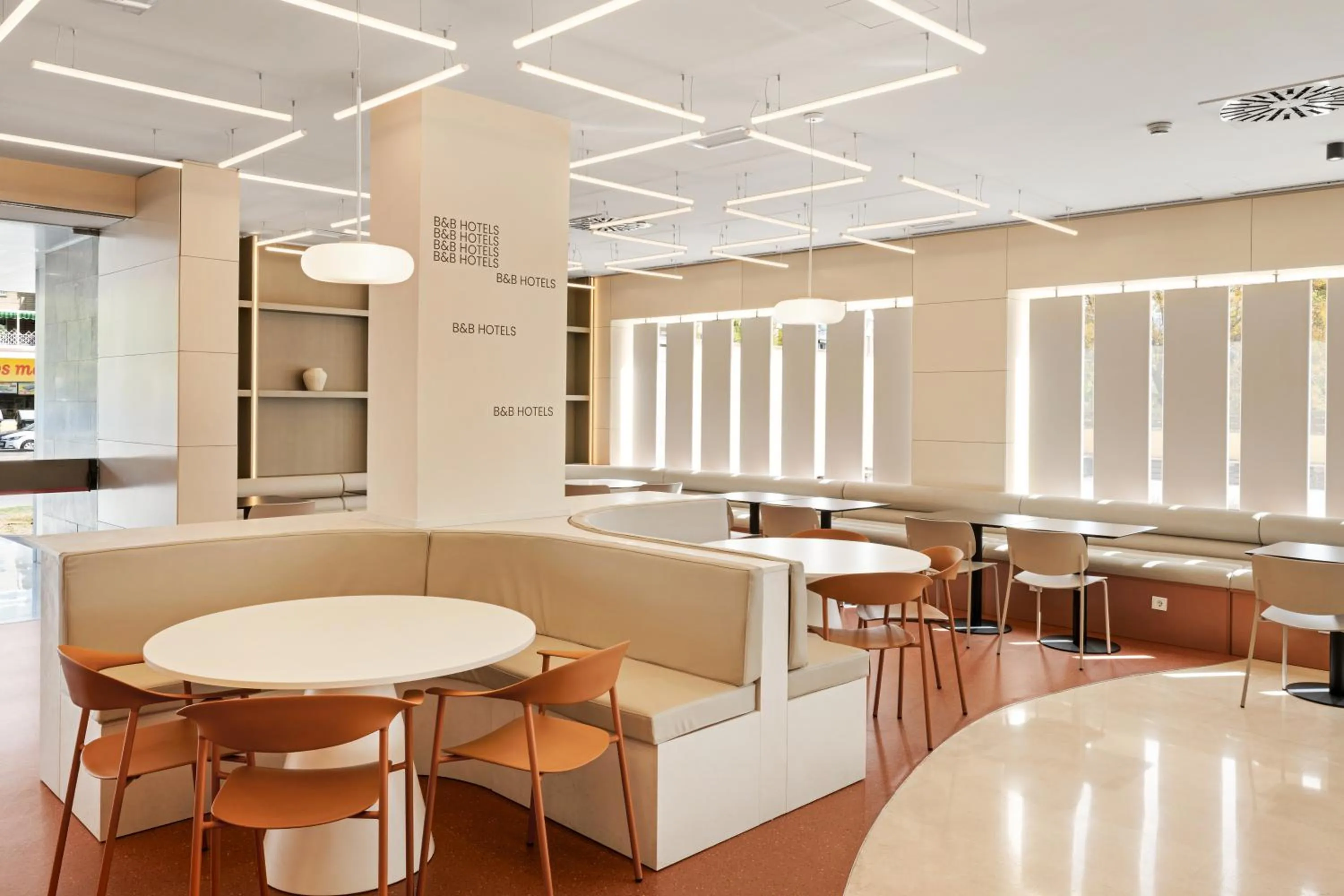 B&B HOTEL Granada Estación