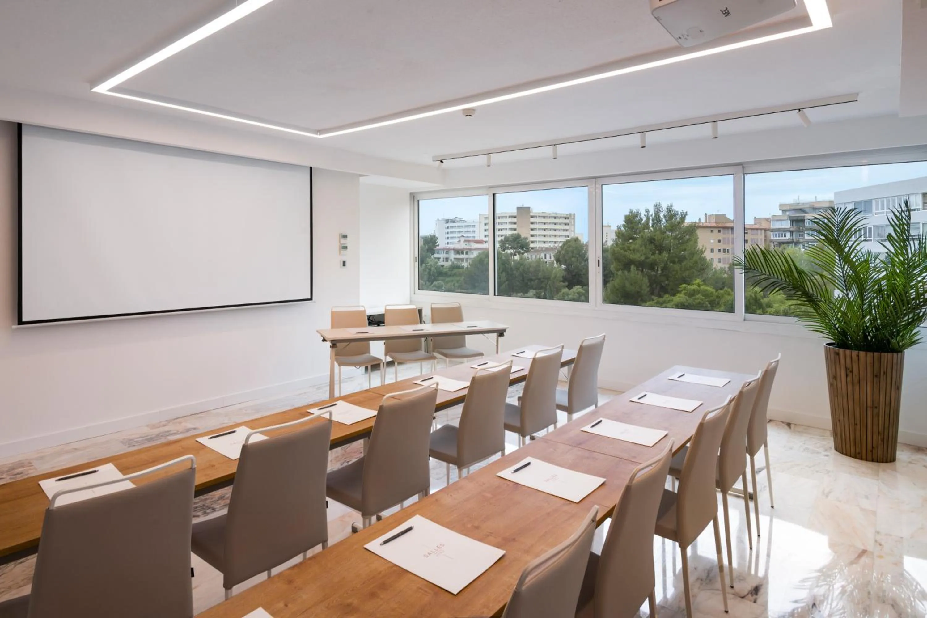 Meeting/conference room in Salles Hotels Marina Portals