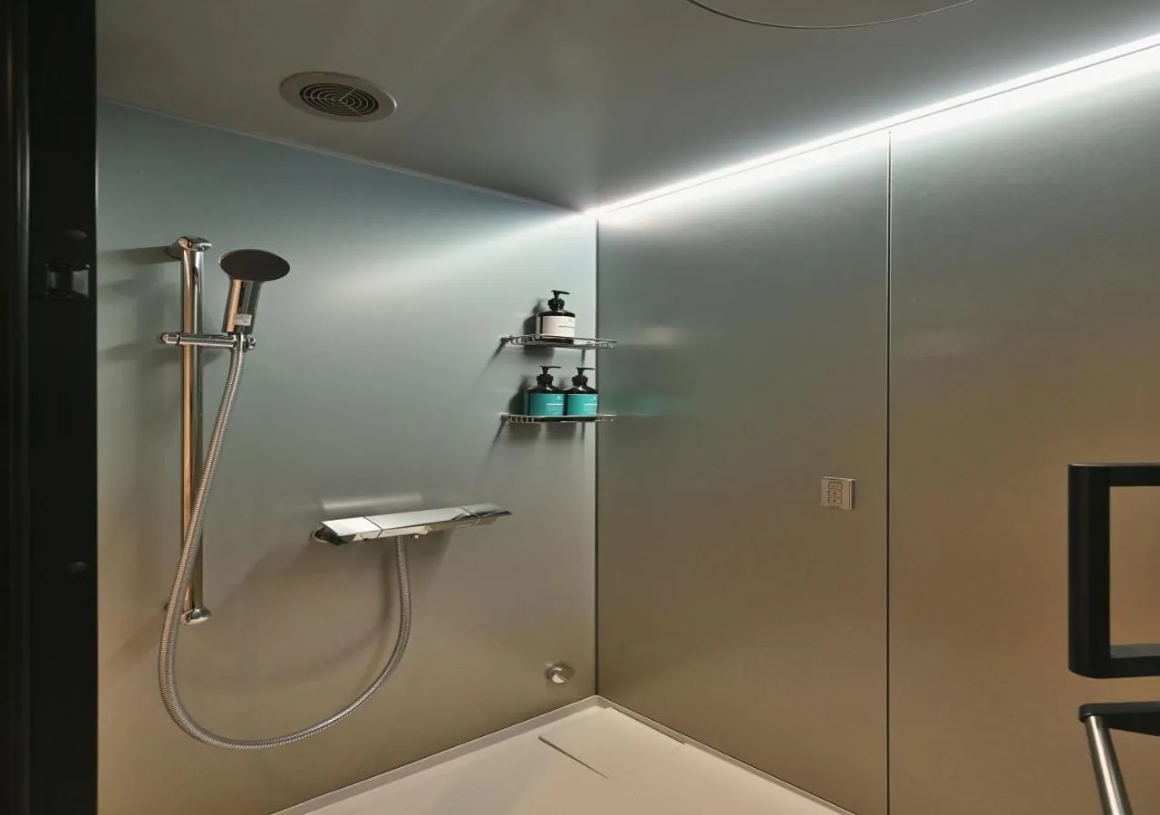 Shower in Prince Smart Inn Osaka Yodoyabashi