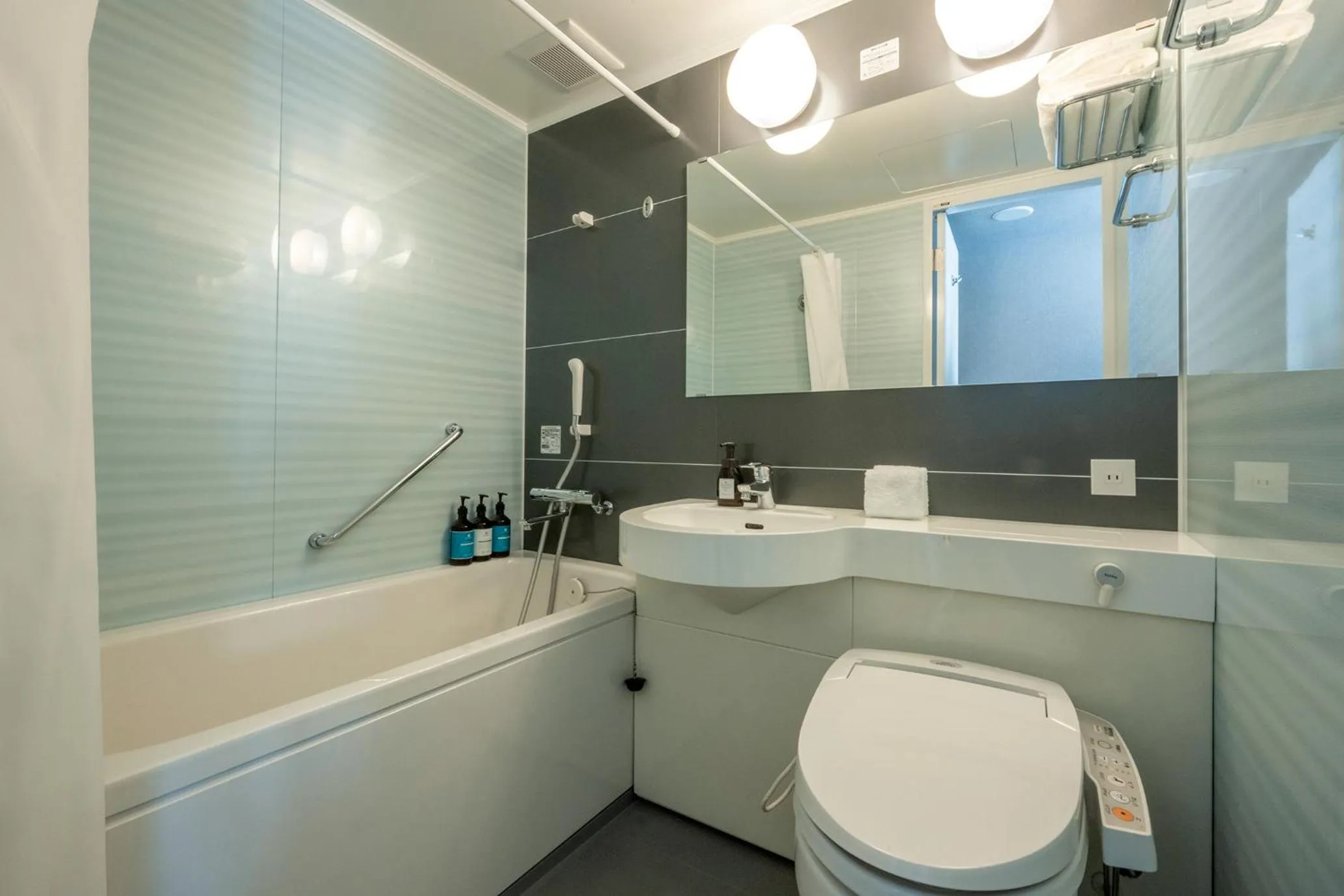 Toilet in Prince Smart Inn Osaka Yodoyabashi