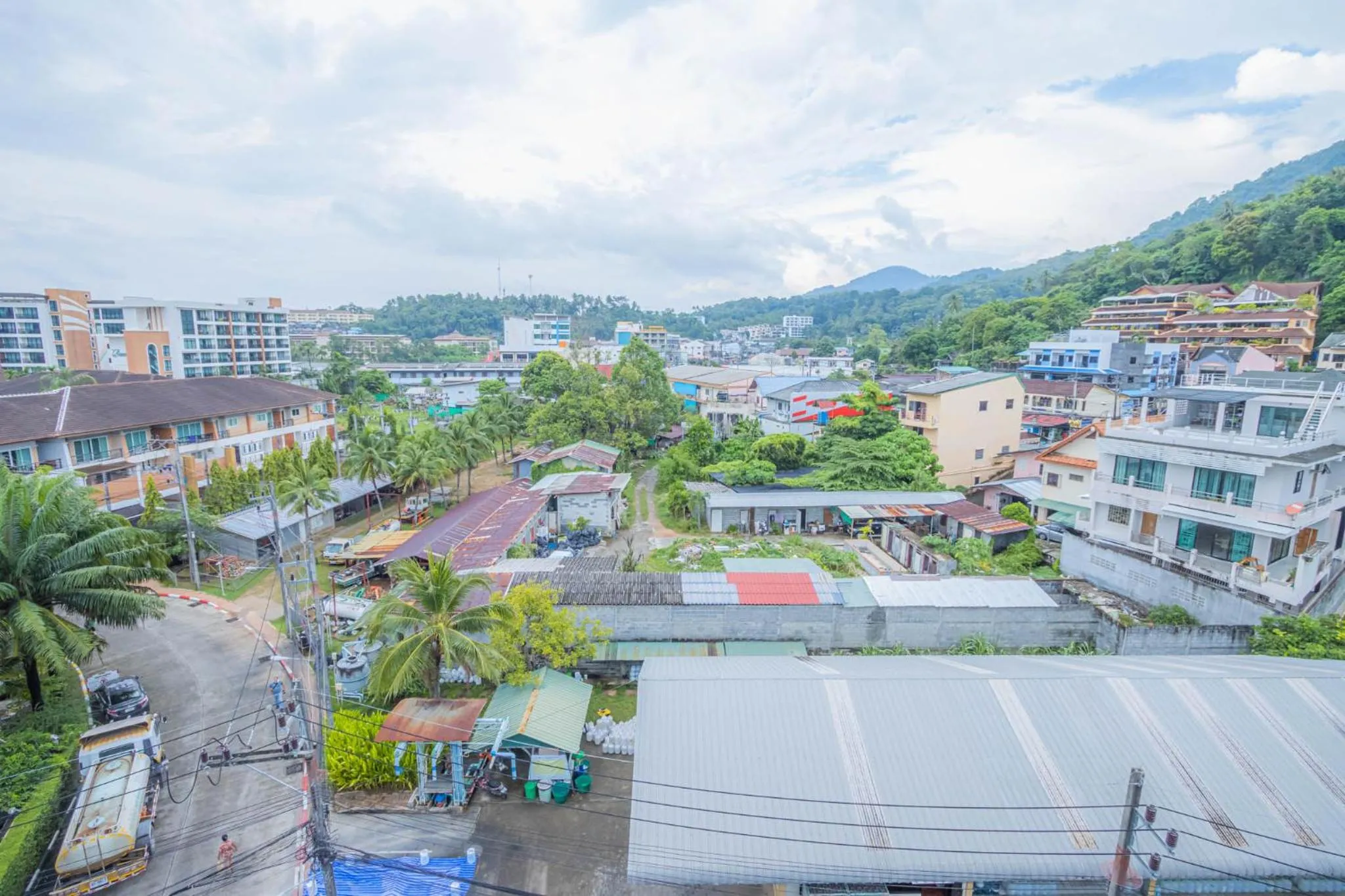 View (from property/room) in Utopia Kata By RoomQuest