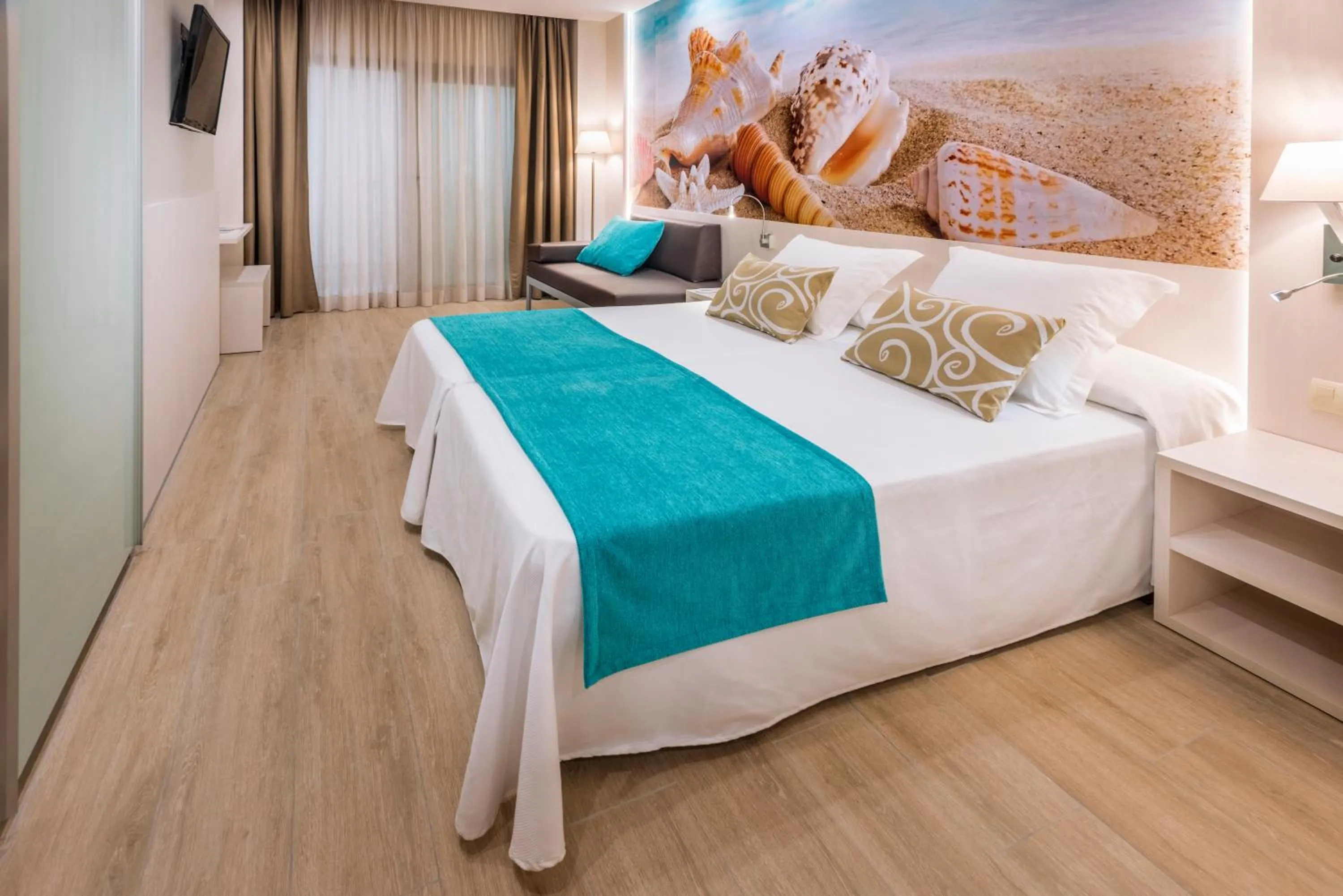 Bed in Sumus Hotel Stella and Spa 4S Adults Recommended