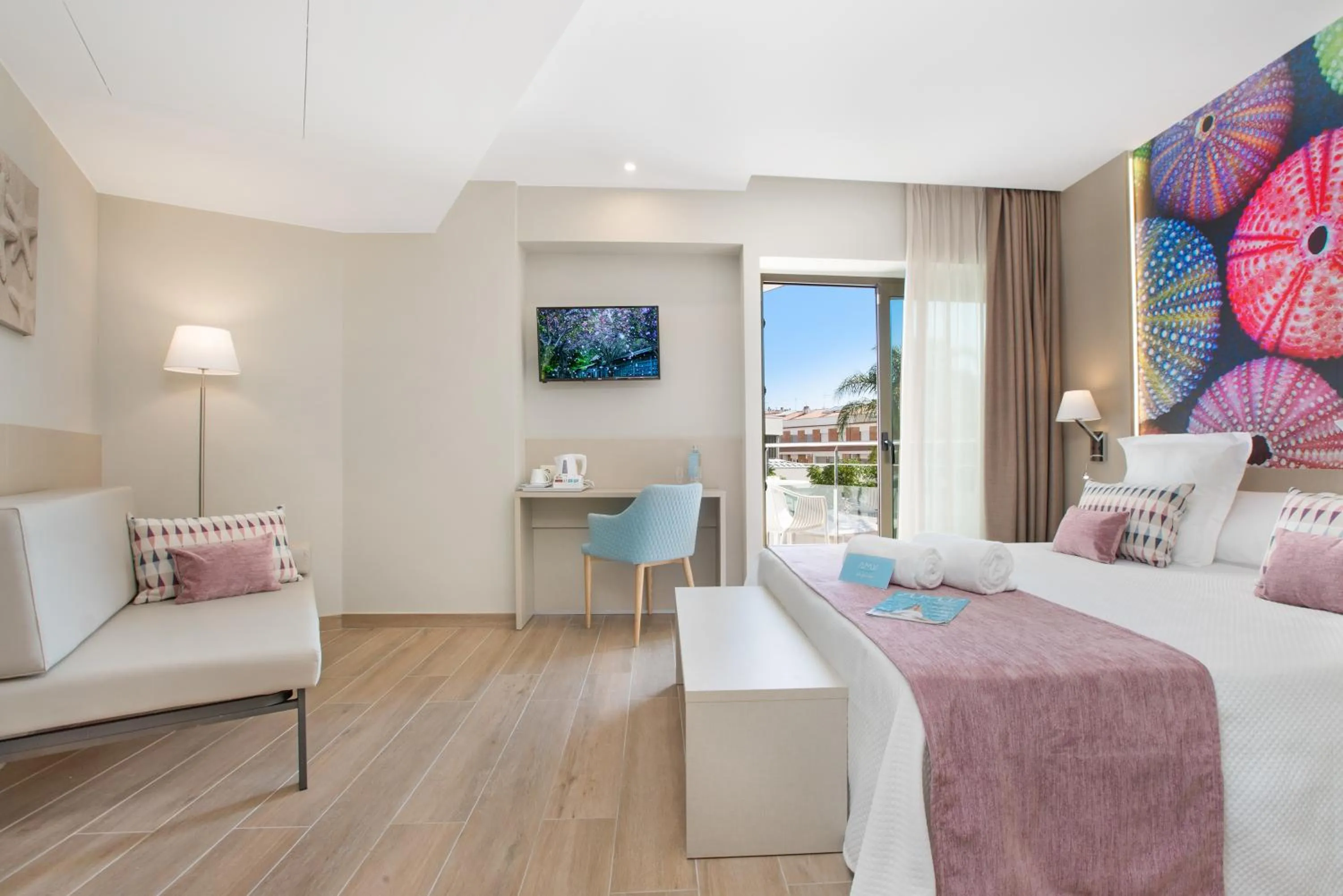 Pool view, Bed in Sumus Hotel Stella and Spa 4S Adults Recommended