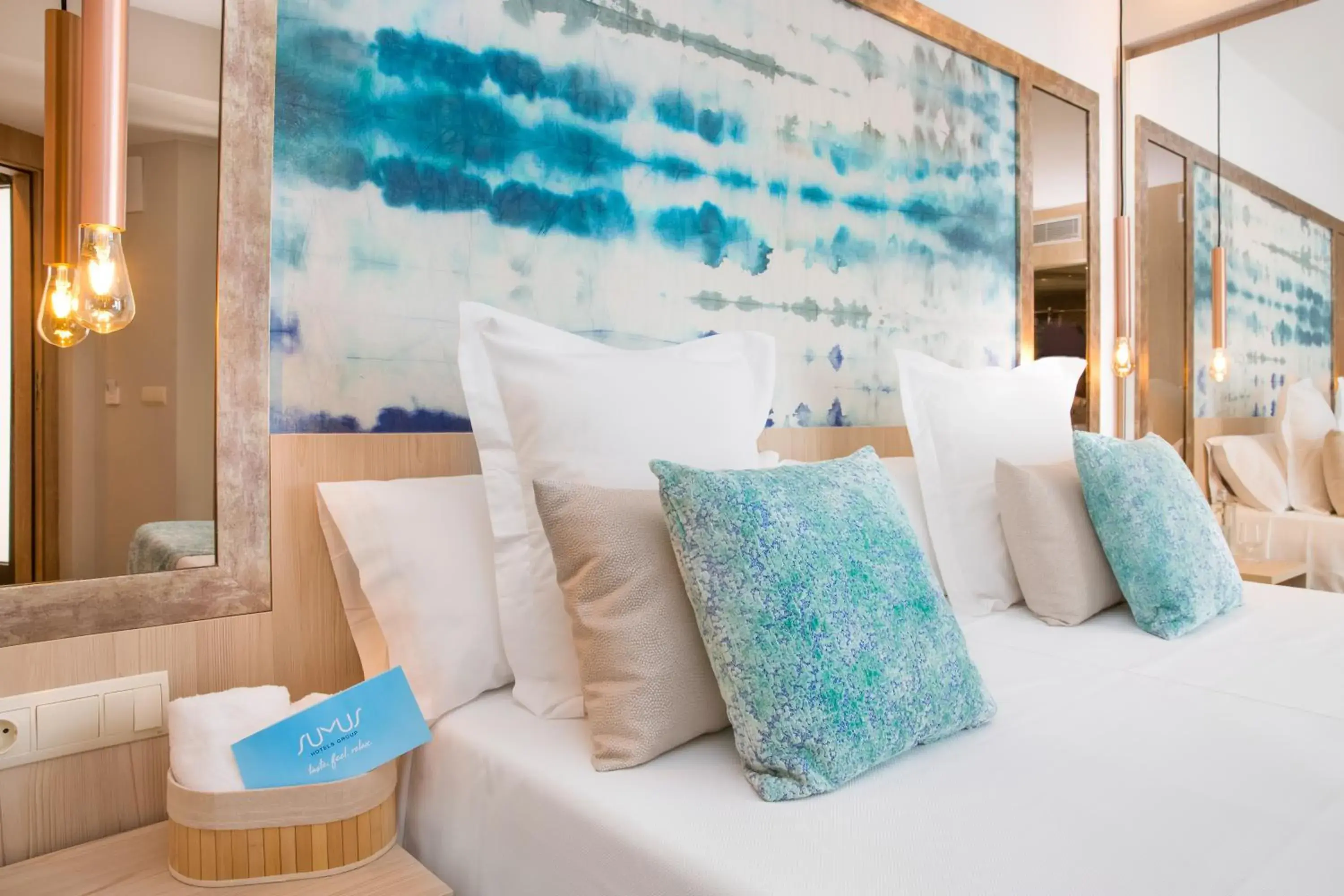 Shower, Bed in Sumus Hotel Stella and Spa 4S Adults Recommended Shower, Bed in Sumus Hotel Stella and Spa 4S Adults Recommended