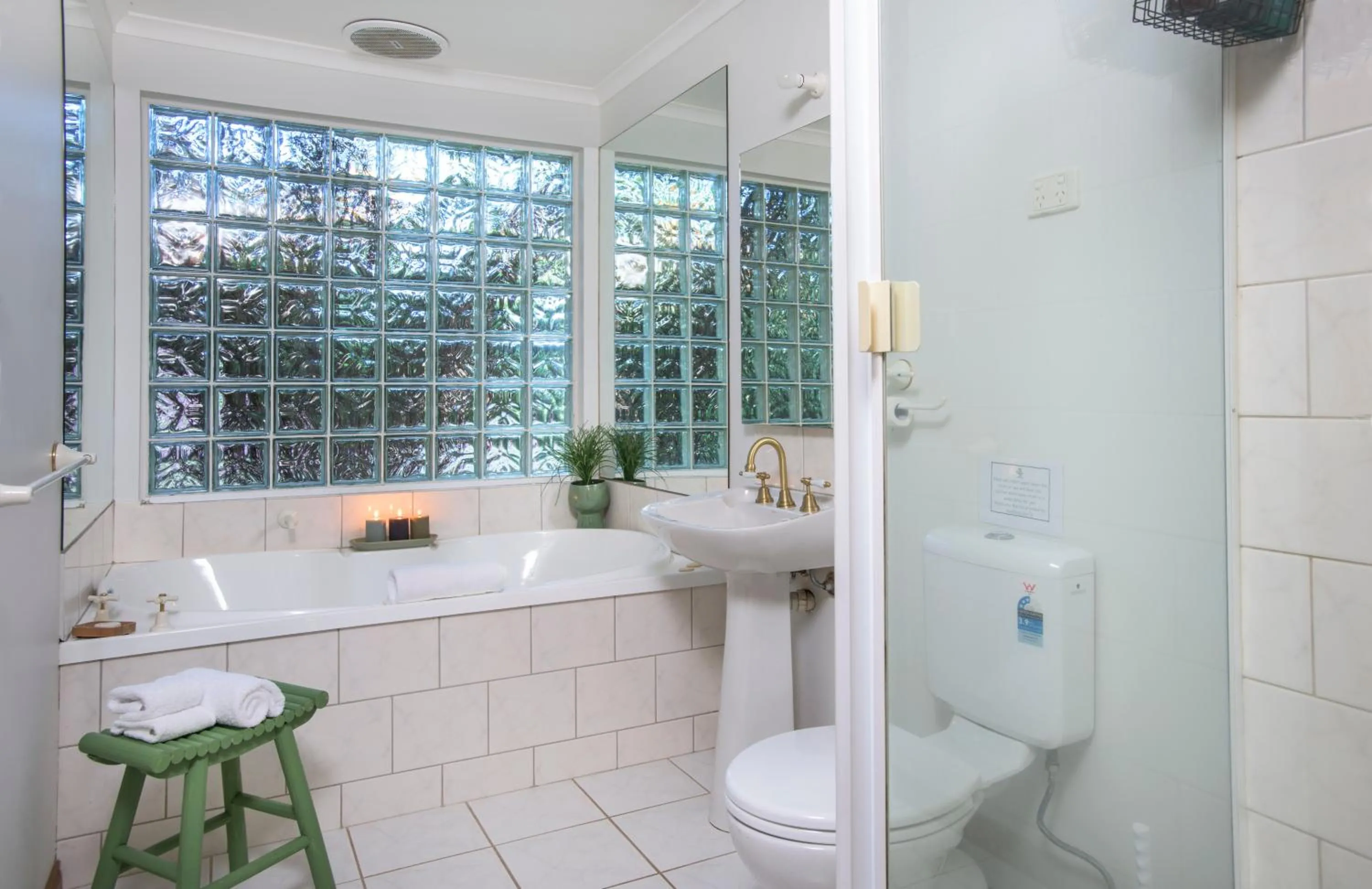 Botanica Retreat Garden Cabin in Olinda