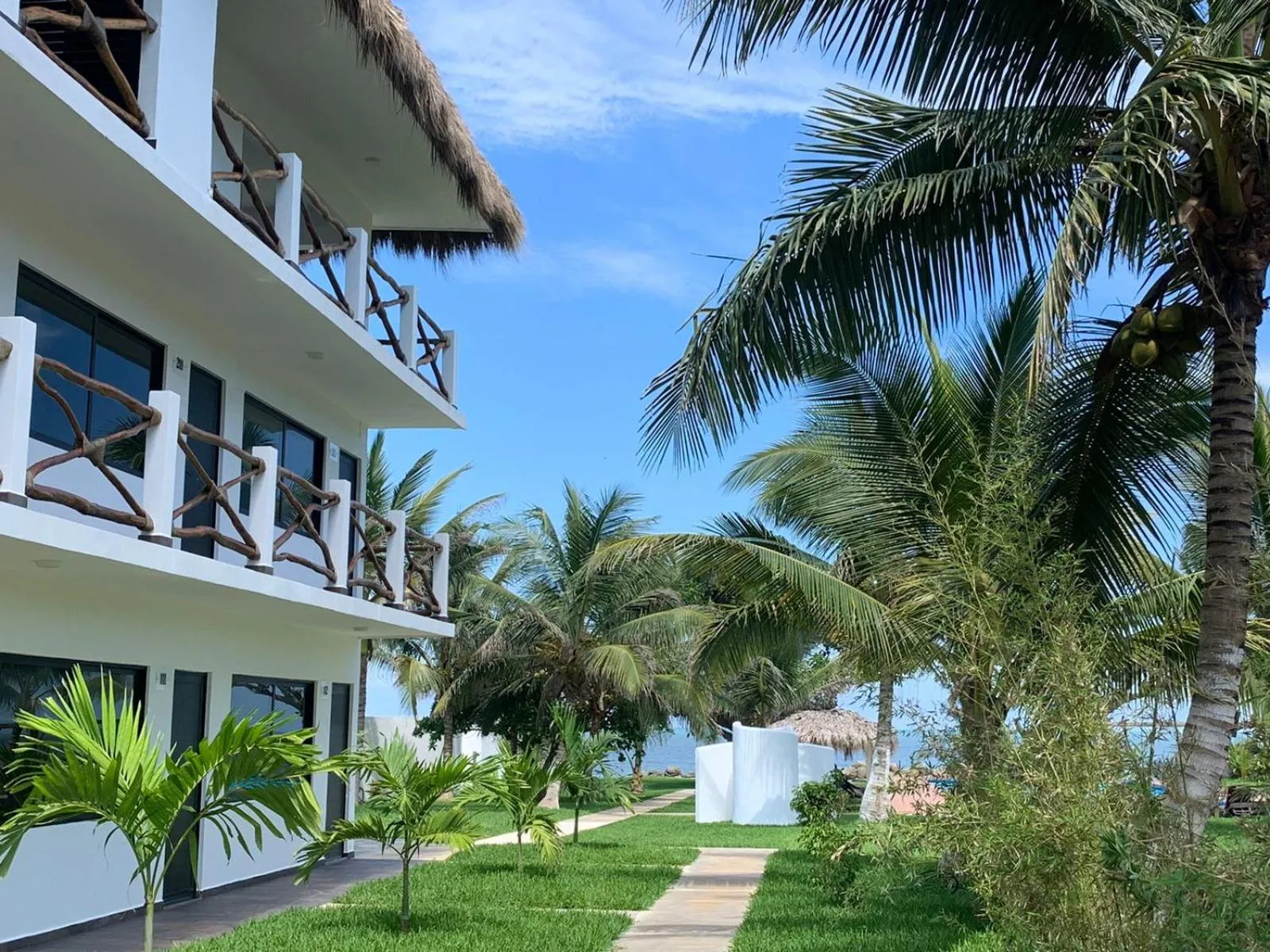 Property building in Mar De Estrellas - Hotel