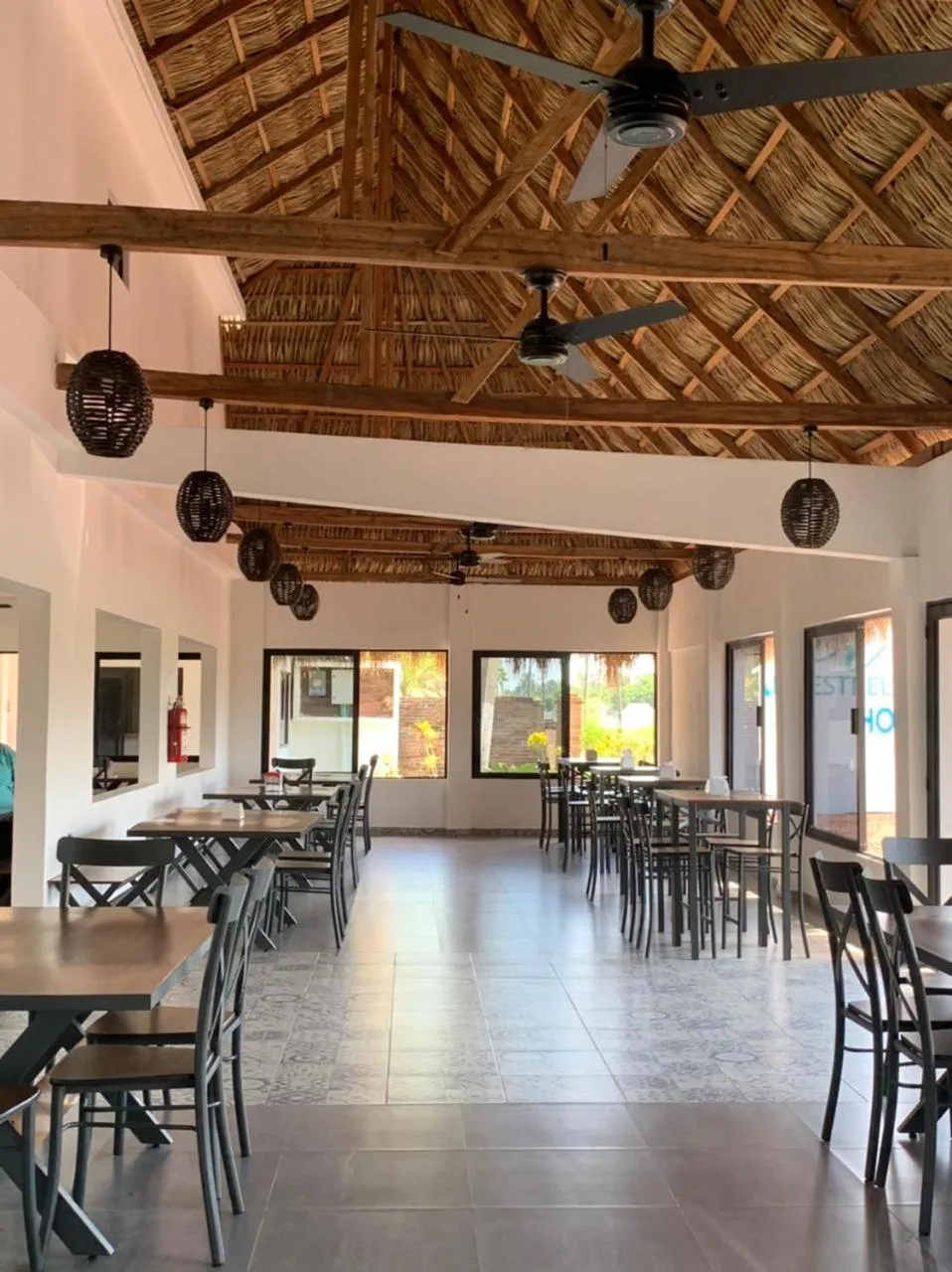 Restaurant/places to eat in Mar De Estrellas - Hotel