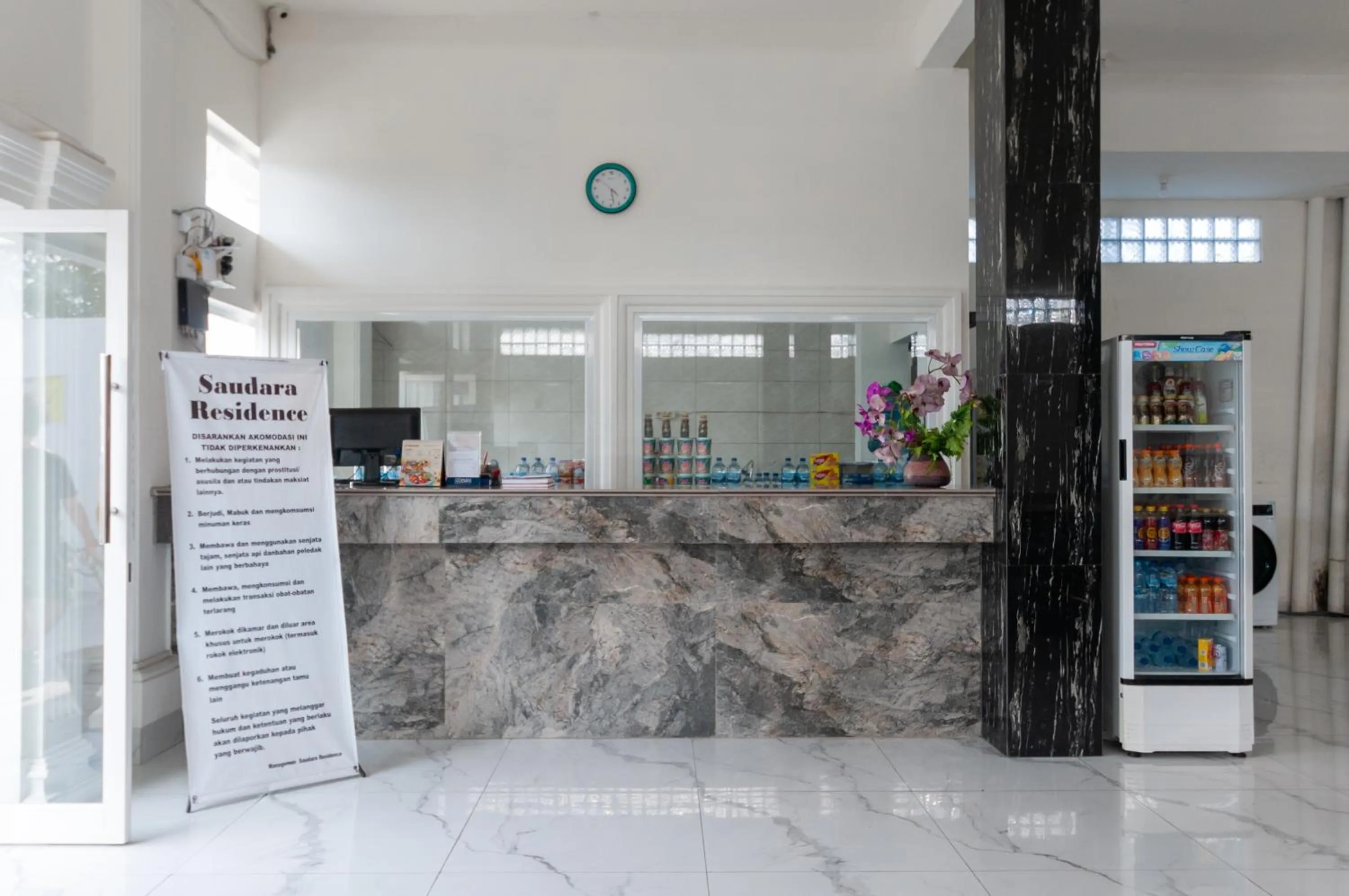 RedDoorz near UISU teladan Medan