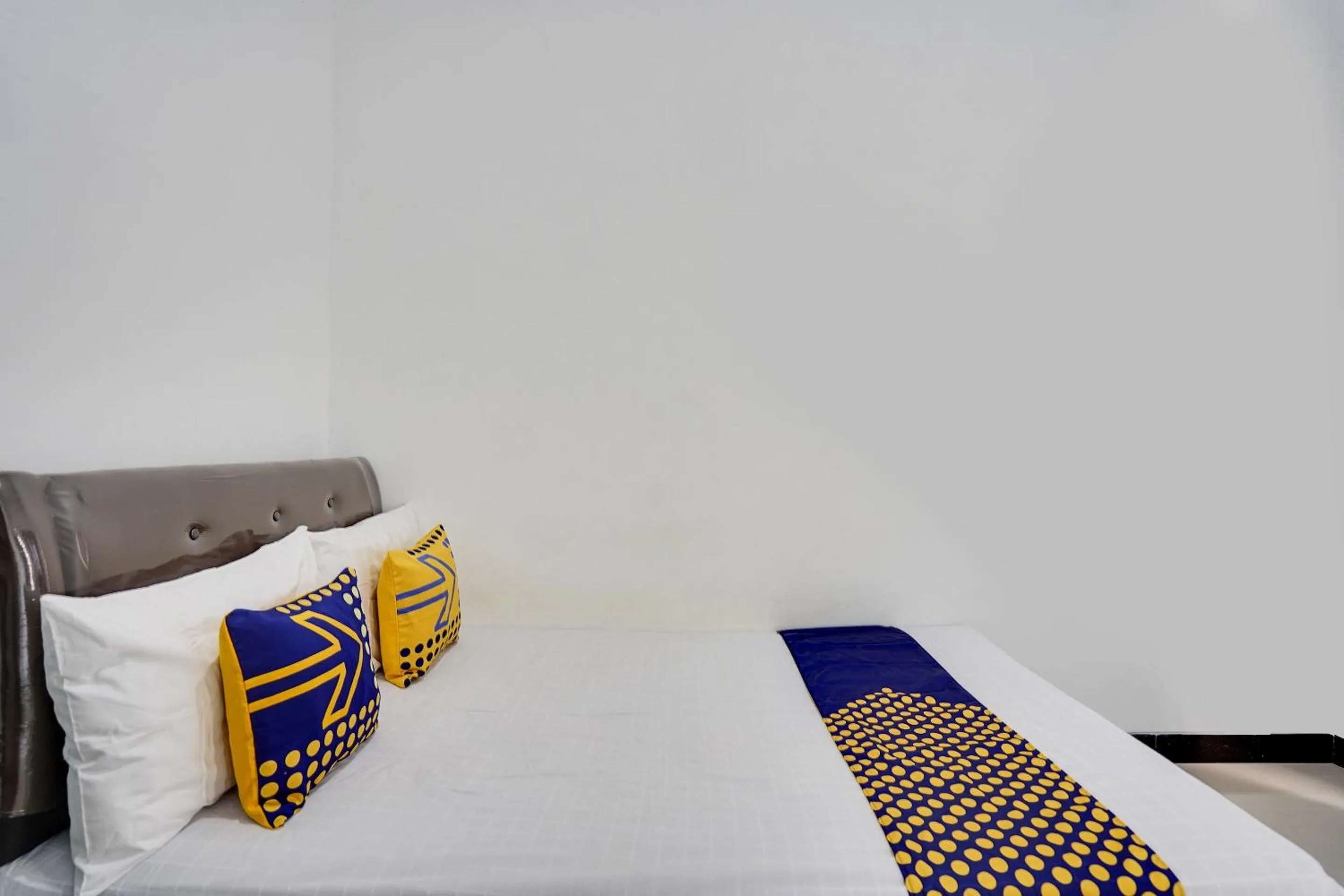 Bedroom, Bed in Hotel O Rumah Kost Gresik Syariah