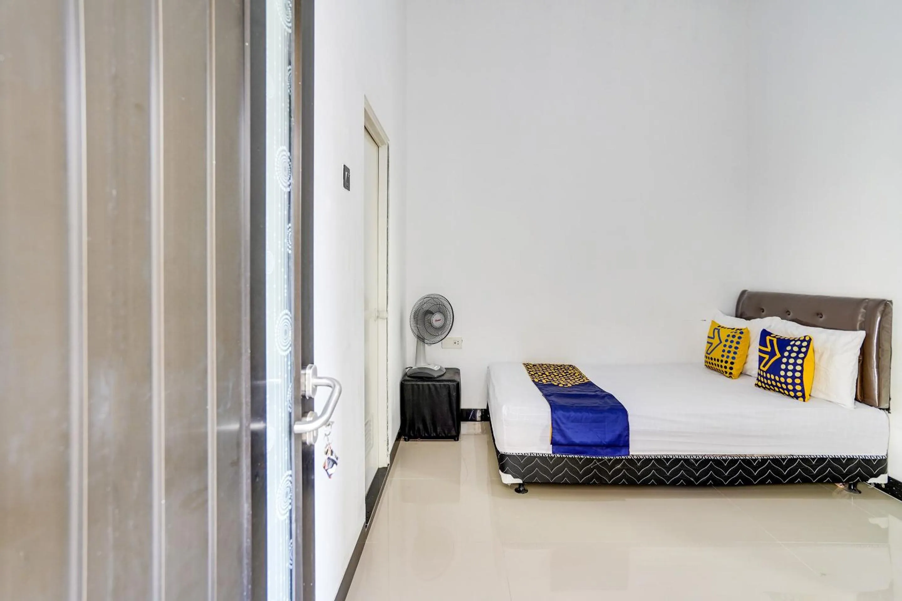 Bedroom, Bed in Hotel O Rumah Kost Gresik Syariah