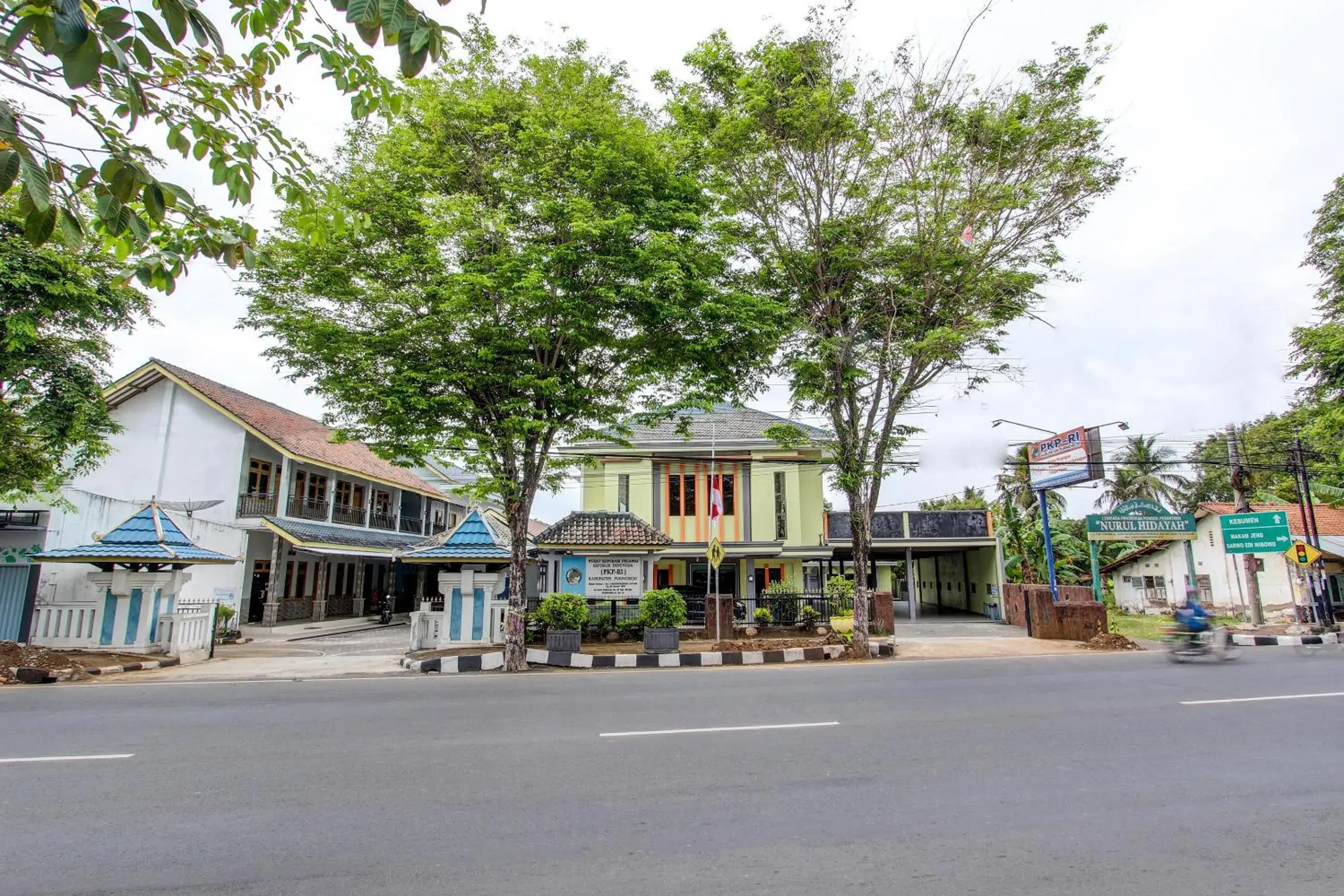 Facade/entrance in Hotel O Wisma Pkpri Purworejo Facade/entrance in Hotel O Wisma Pkpri Purworejo