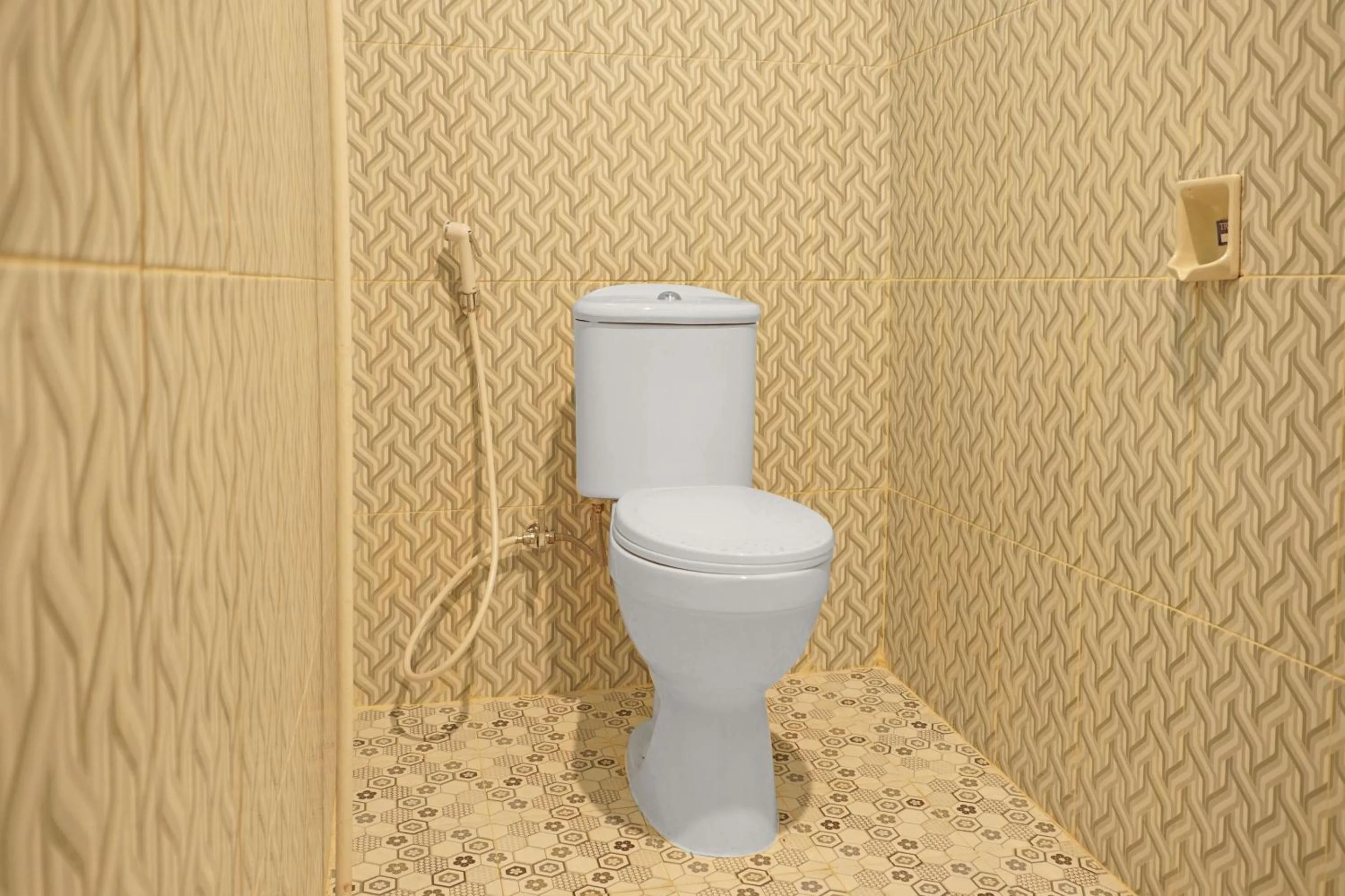 Bathroom in OYO 91762 Green Home Stay Syariah