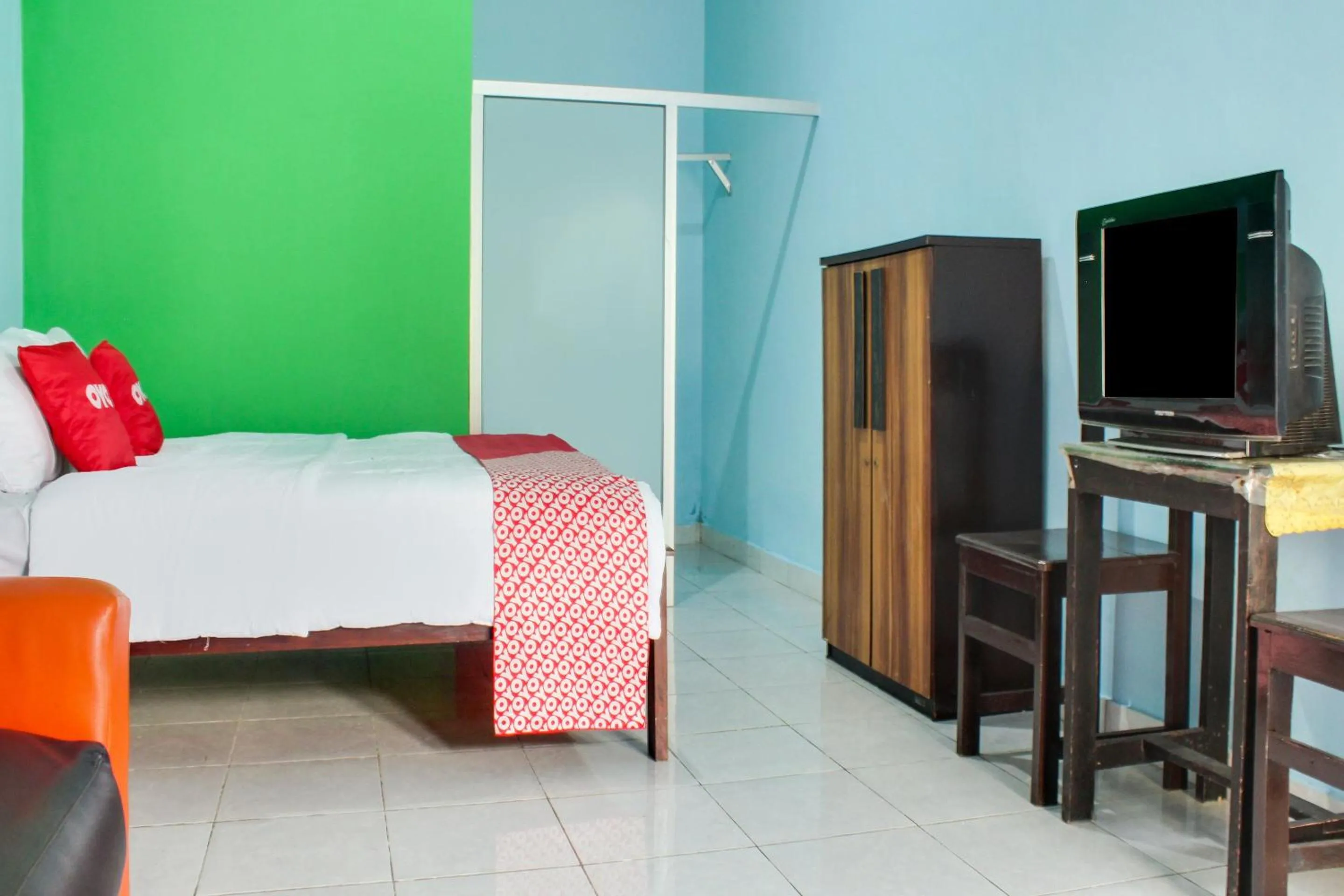 Standard Double Room in Hotel O Wisma Harapan Baik